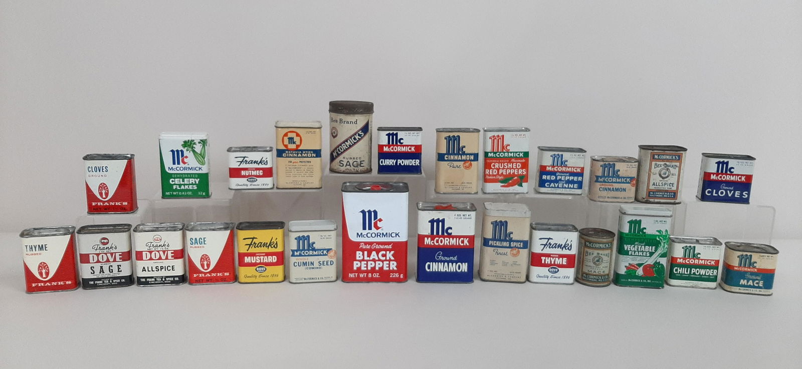 26 Vintage Advertising Spice Tins incl. NaBob (1 of 8)