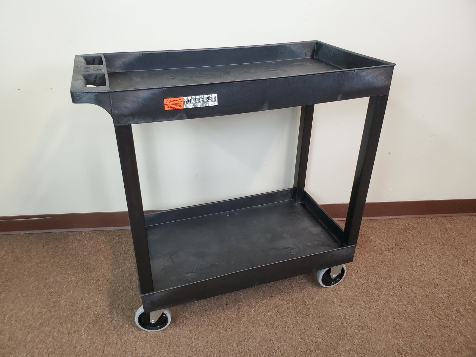 Luxor Tool Cart: 18" wide X 35" deep X 35 1/4" high. IMPORTANT: Before bidding, please read the terms and conditions. When you registered for the auction you agreed to these terms and will be required to comply with t