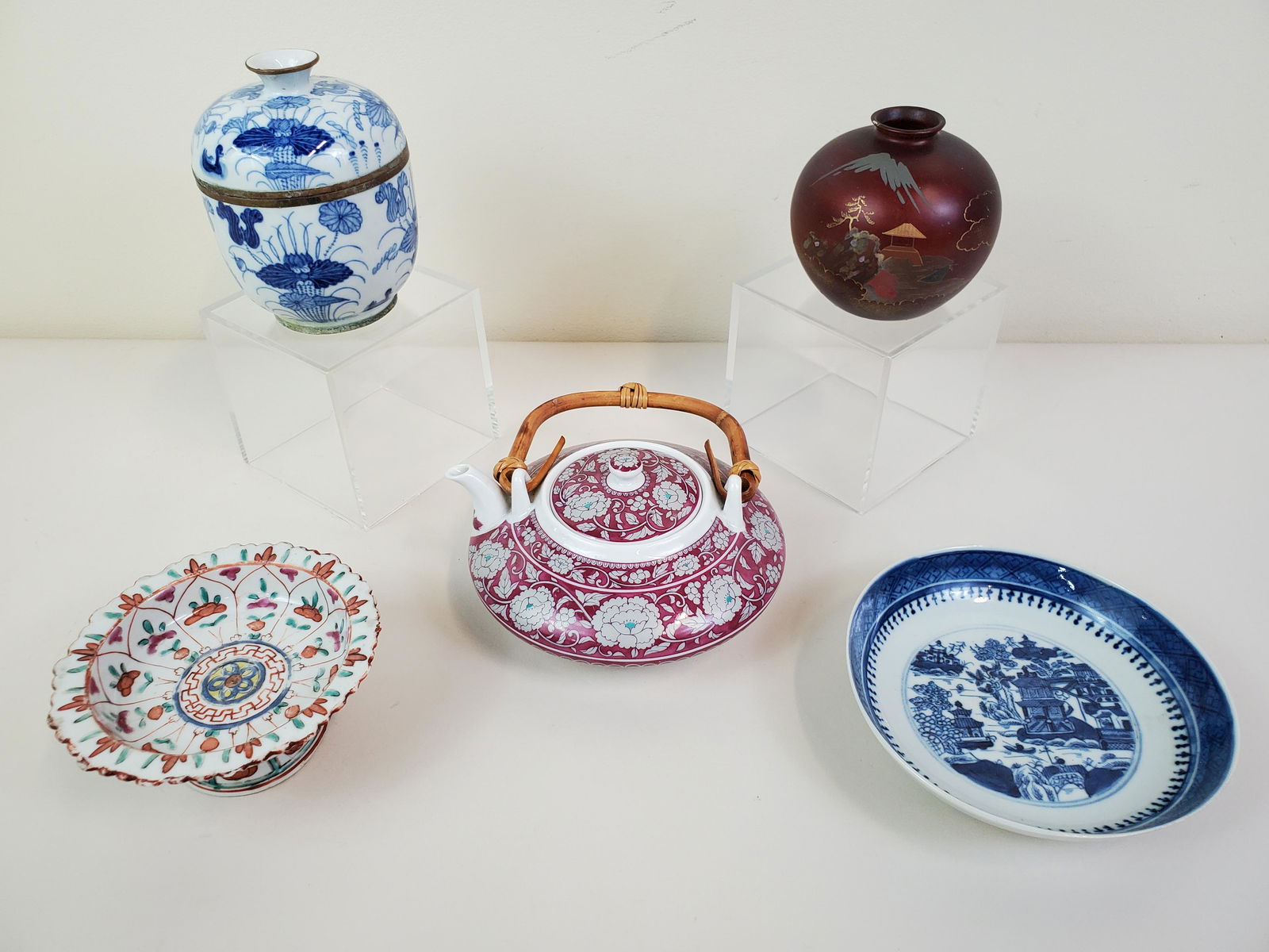 5 Asian Ceramics Incl Tea Pot (1 of 6)