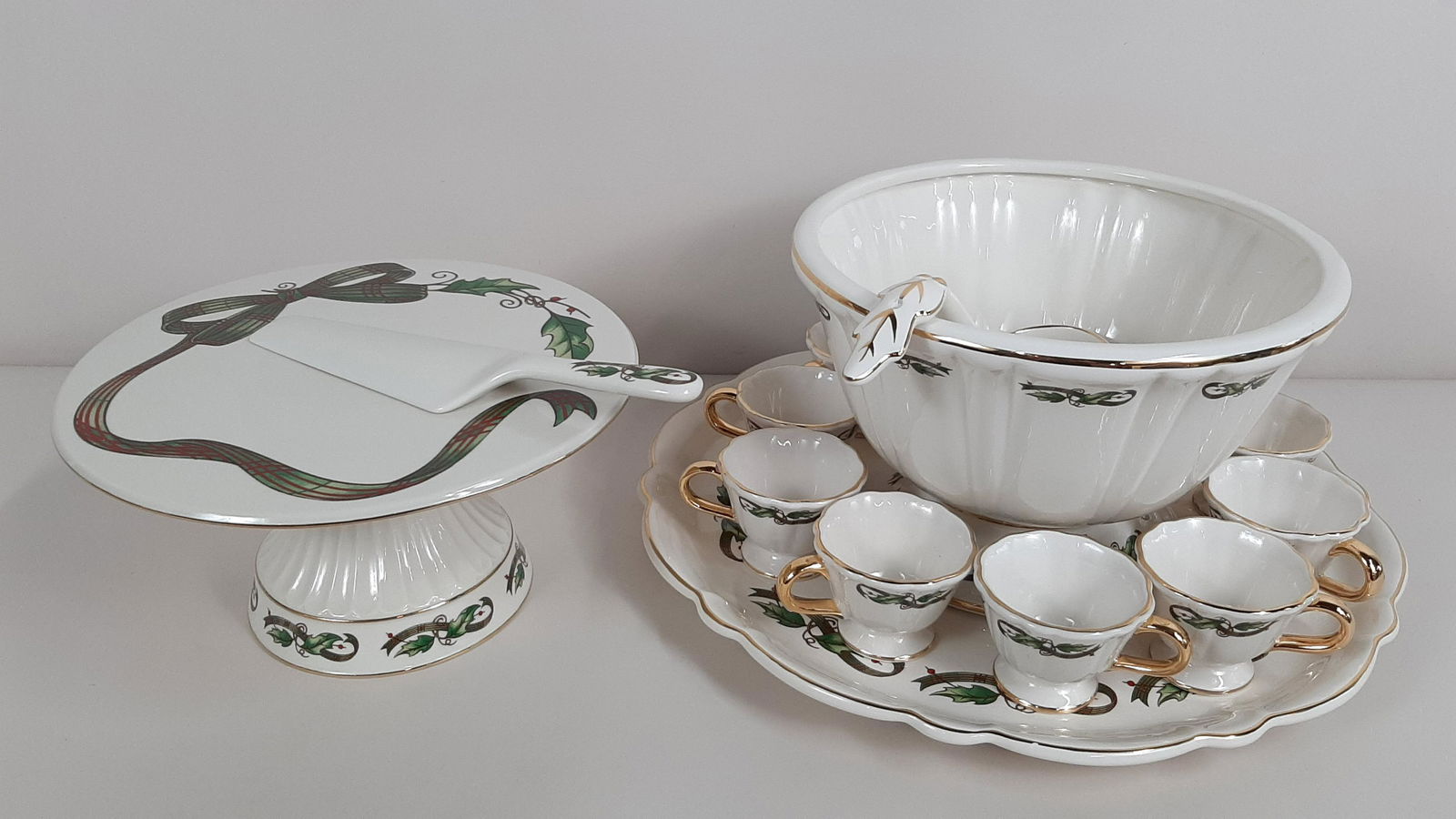 Fitz and Floyd Punch Set and Footed Cake Plate (1 of 4)