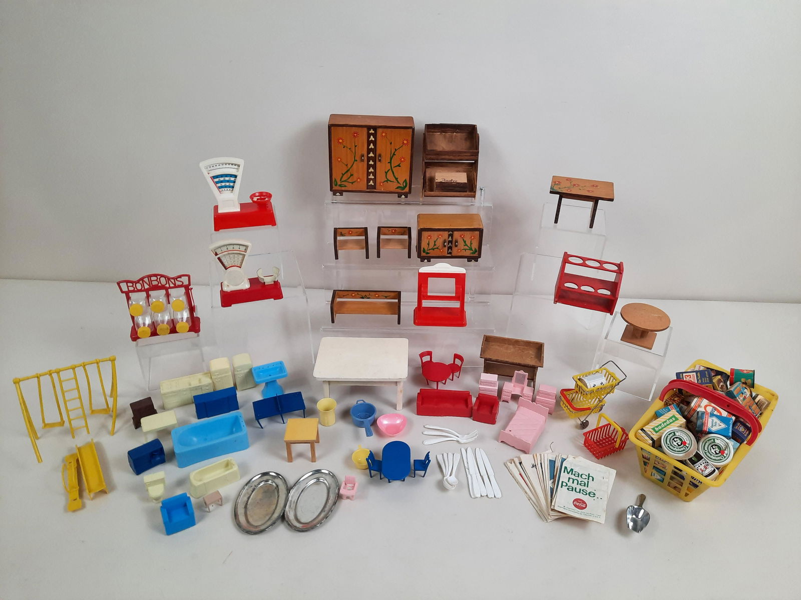 Large Grouping Doll House Furniture & Accessories (1 of 7)