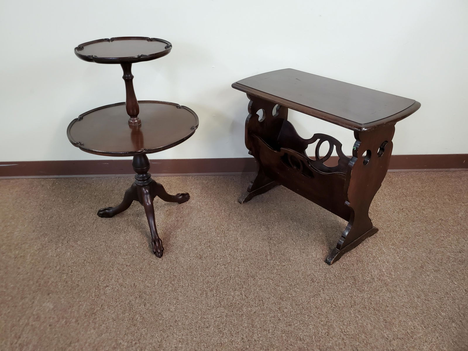 2 Tier Table & Side Table With Magazine Holder (1 of 6)