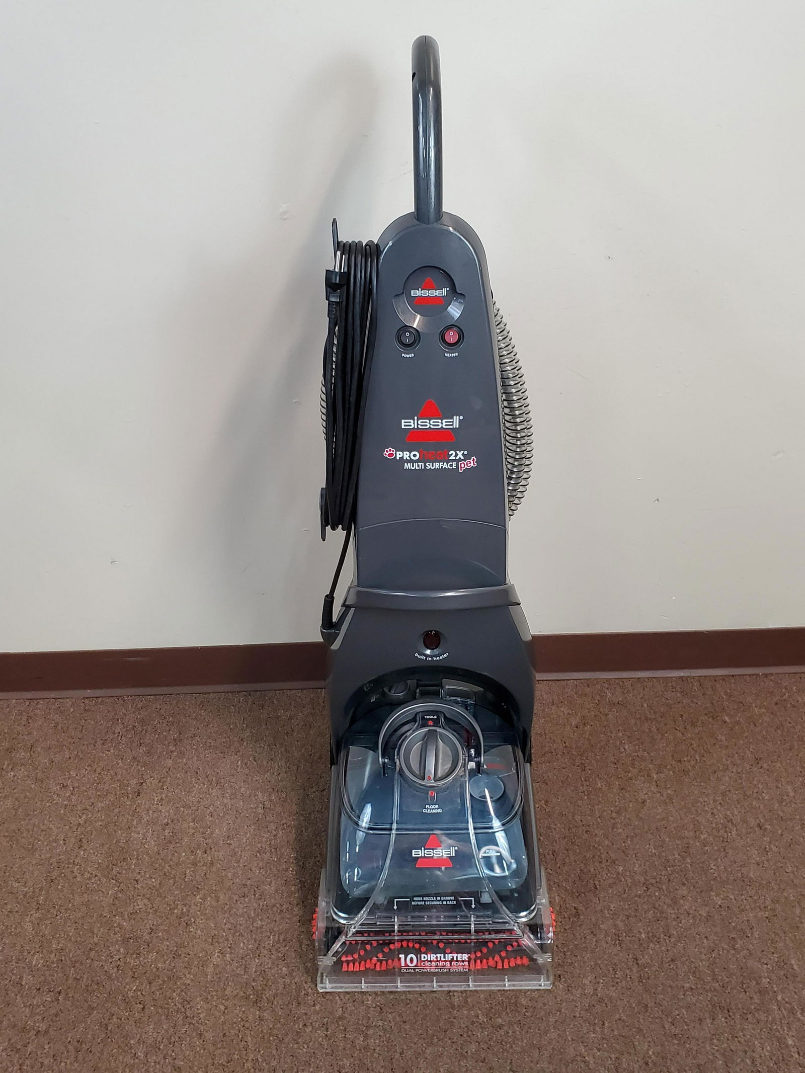Bissell Pro Heat 2X Multi Surface Pet Vac (1 of 4)