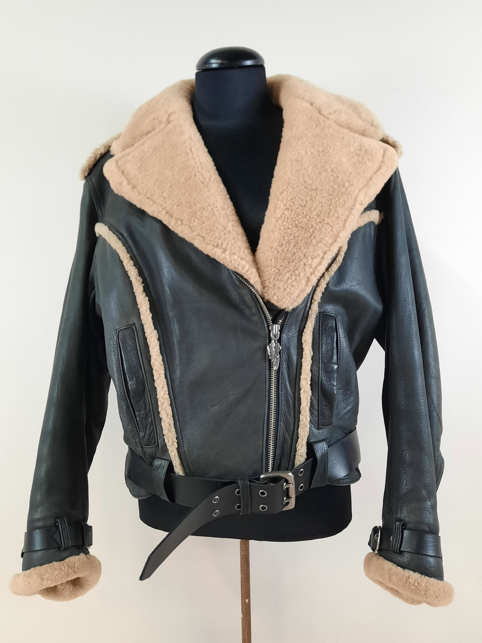 Medium Fur Lined Harley Davidson Leather Jacket (1 of 7)