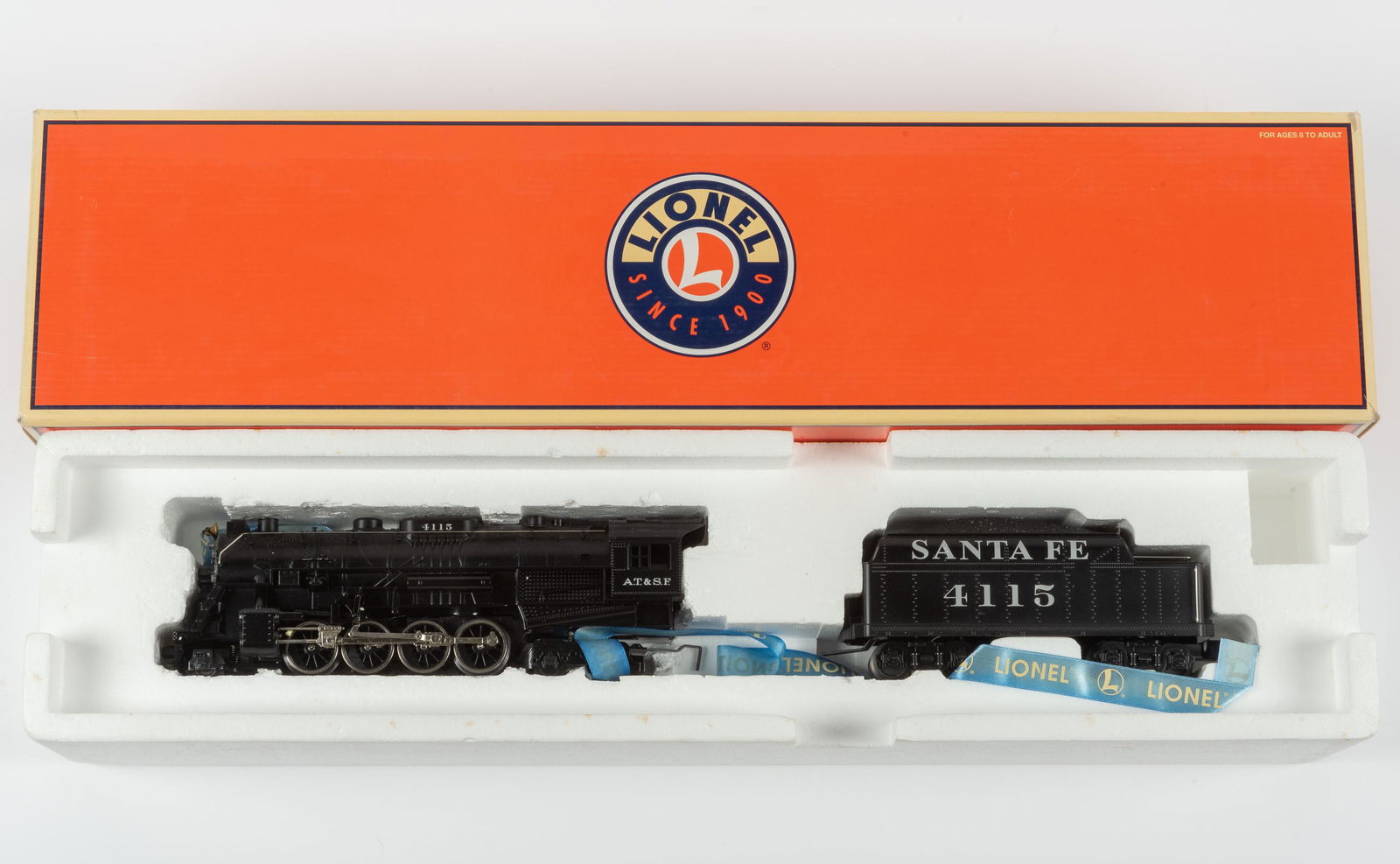 Lionel 6-38033 Santa Fe Berkshire Engine & Tender (1 of 2)