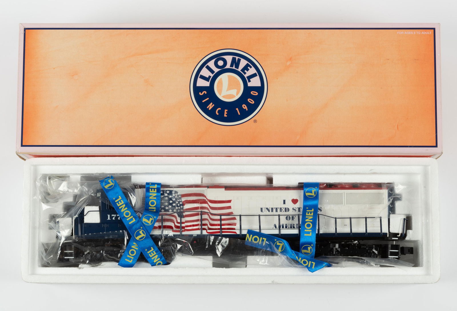 Lionel 6-28272 I Love USA SD-60 Diesel Loco (1 of 2)