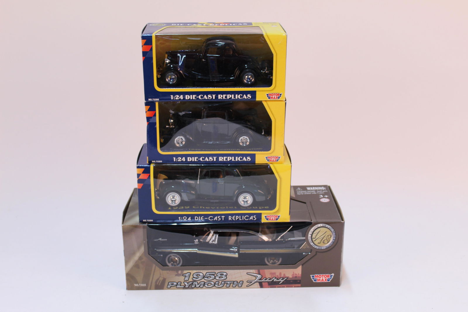 4 1:24 Die-Cast Replica Muscle Cars (1 of 2)