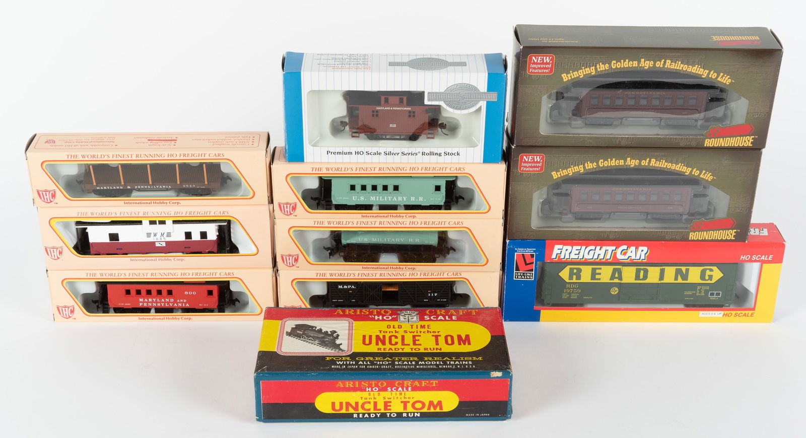 11 Train Cars Incl. IHC (1 of 9)