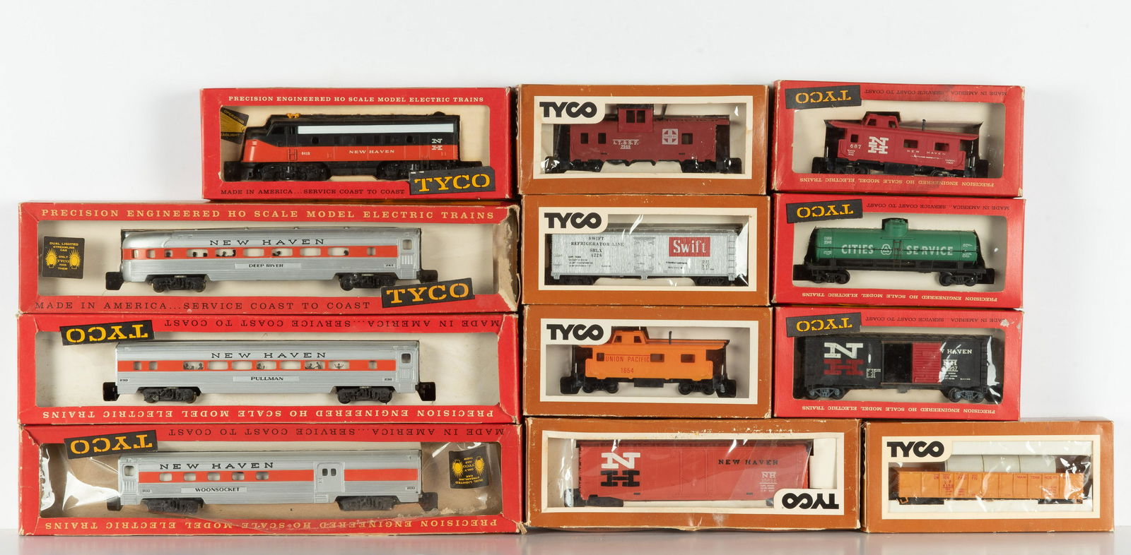 12 Tyco Train Cars (1 of 2)