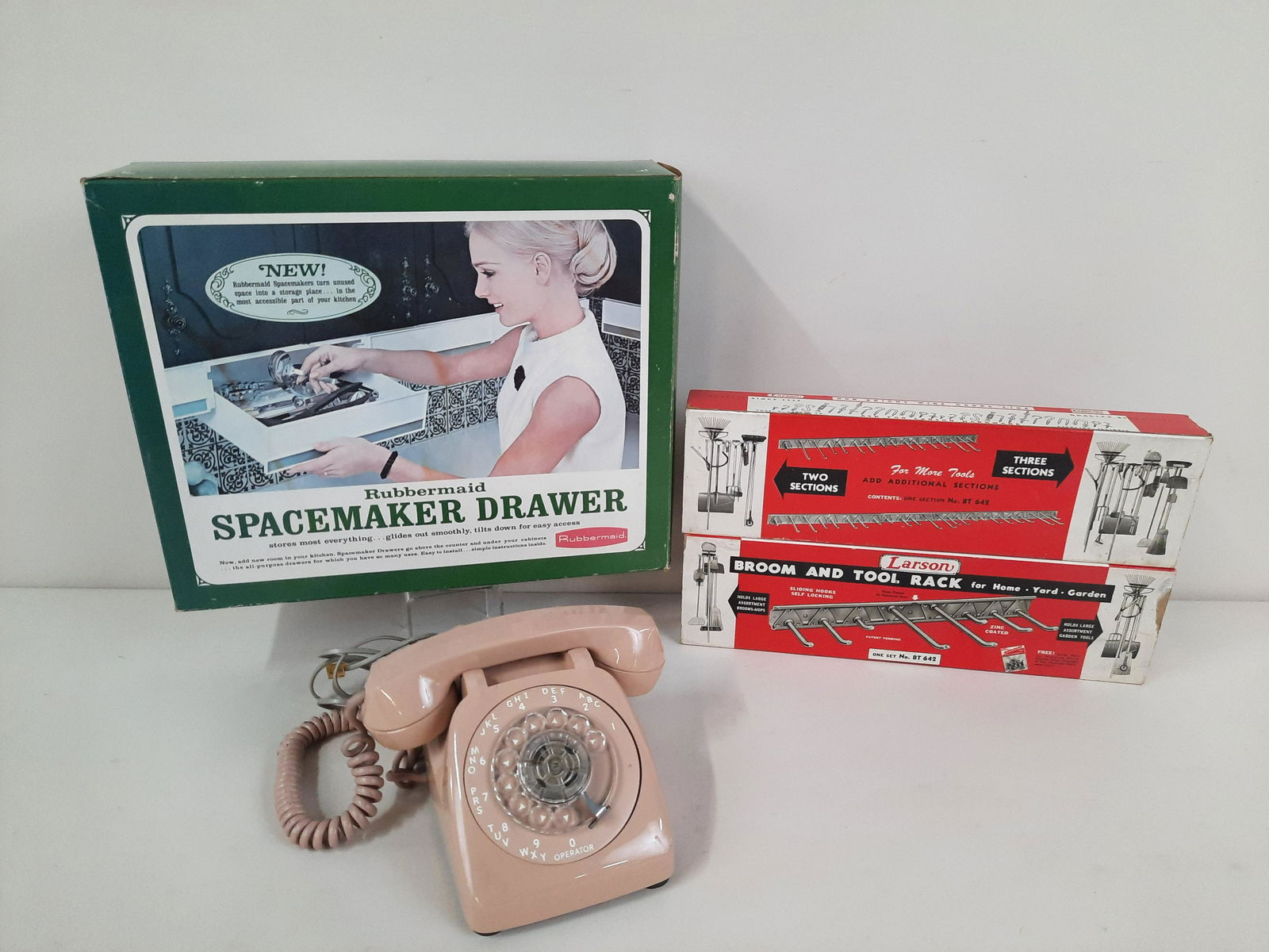 4 Household Items incl Northlake Electric Phone (1 of 5)