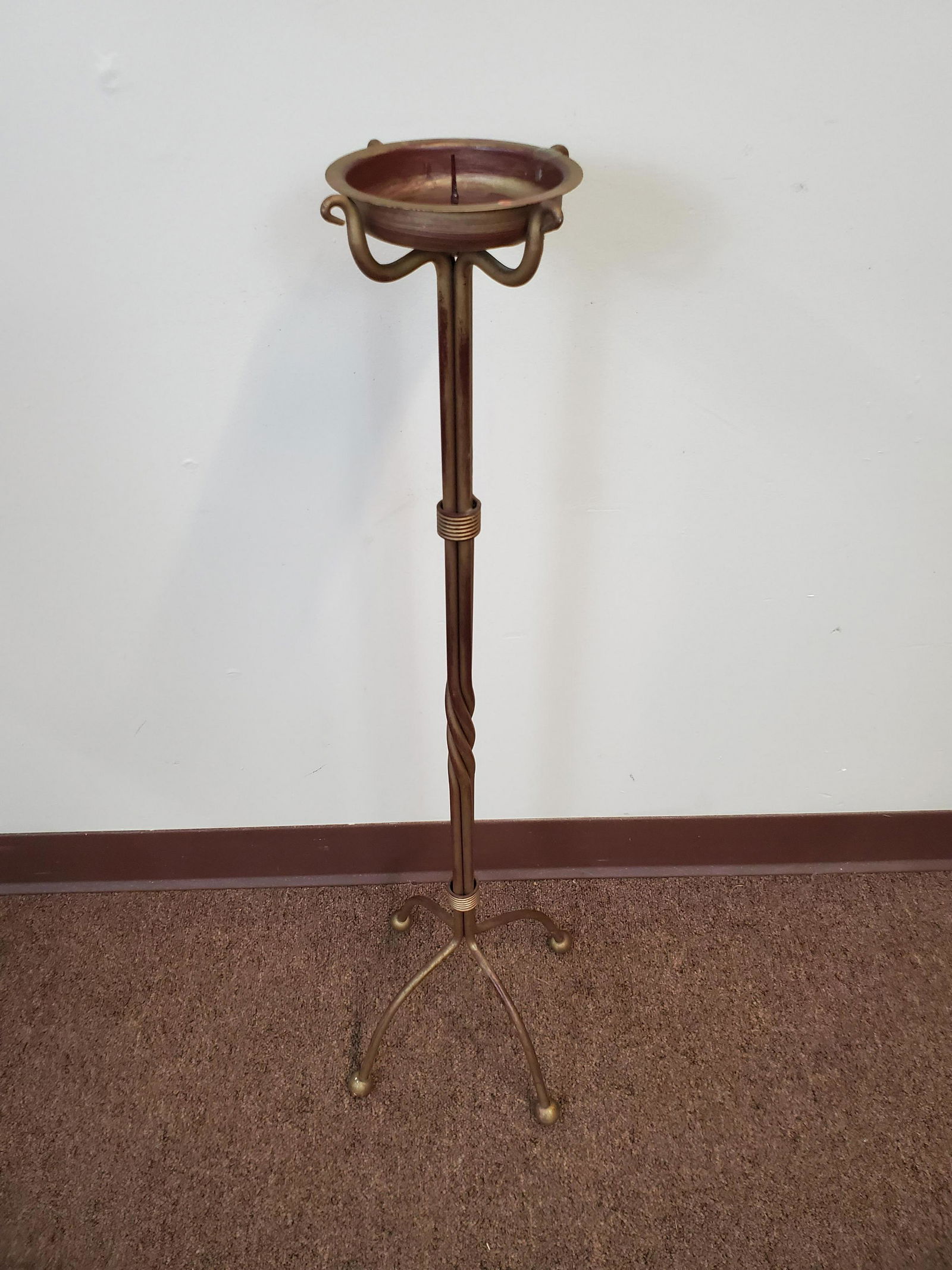 Metal Candle Stand (1 of 4)