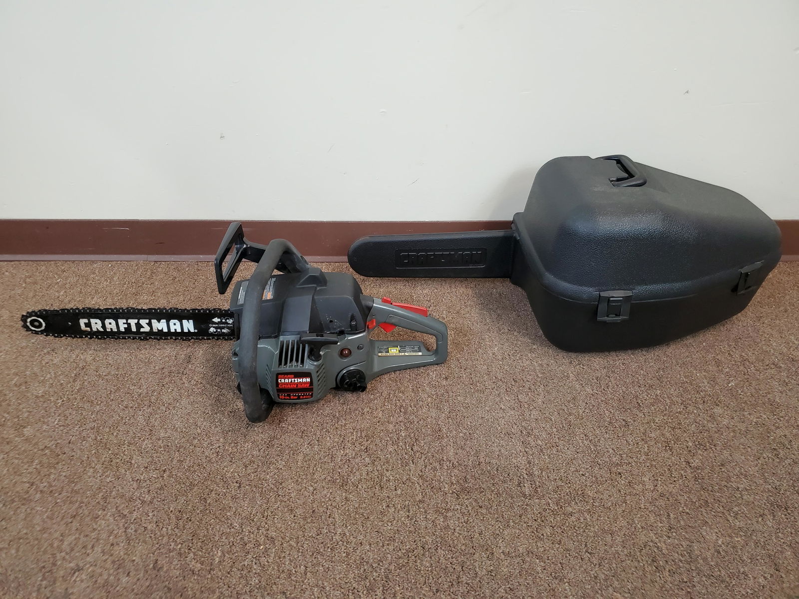 Craftsman Chain Saw (1 of 3)