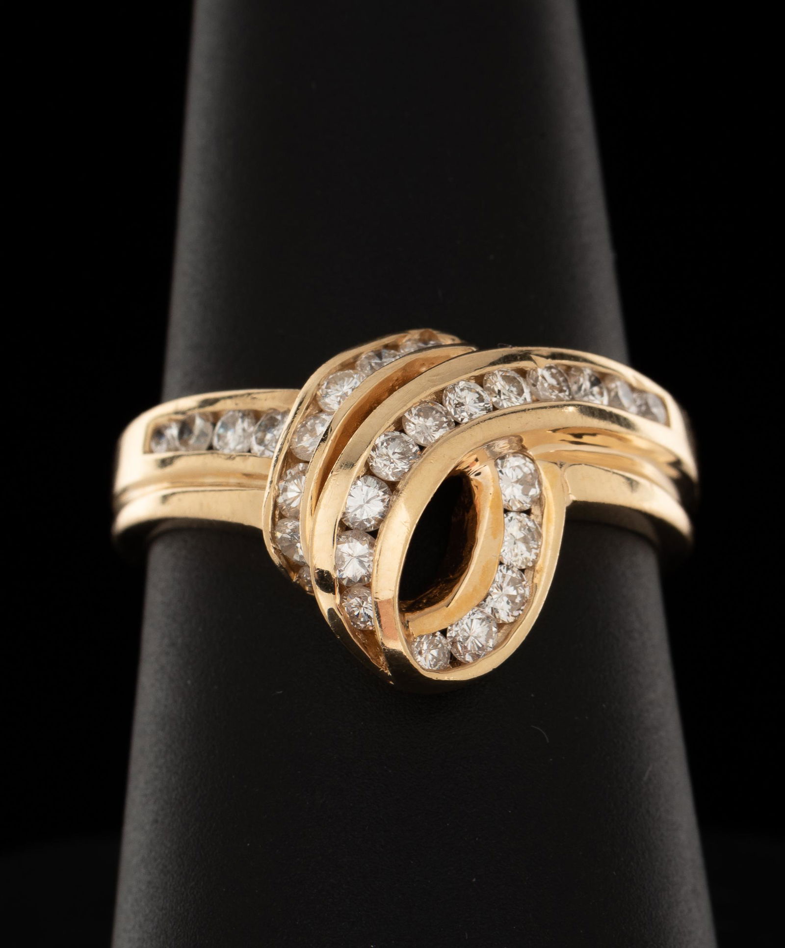 14K & .56 CTW Diamond Ring (1 of 4)