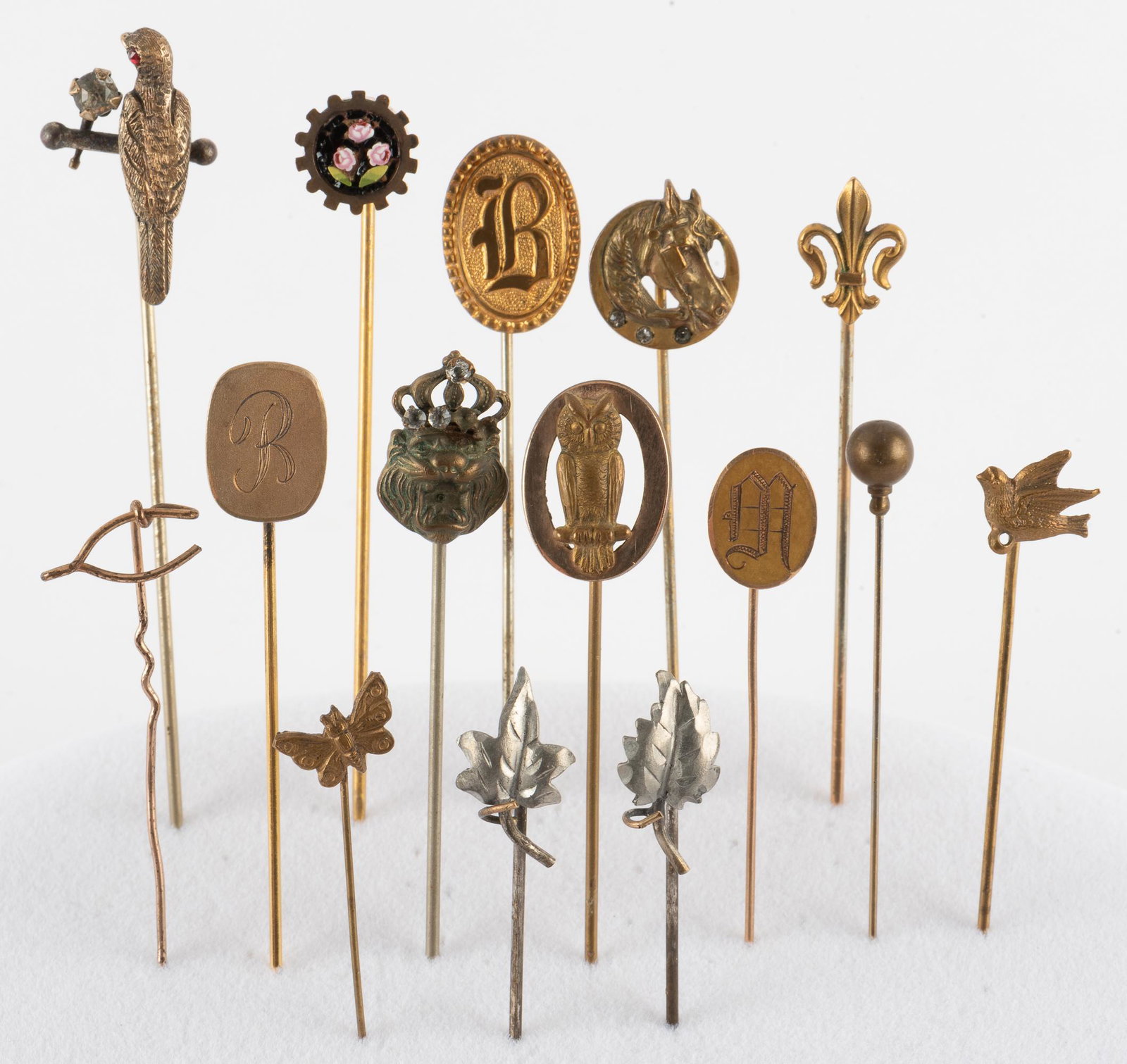 15 Vintage Stick Pins: Pin with bird 1" long. IMPORTANT: Before bidding, please read the terms and conditions. When you registered for the auction you agreed to these terms and will be required to comply with them.