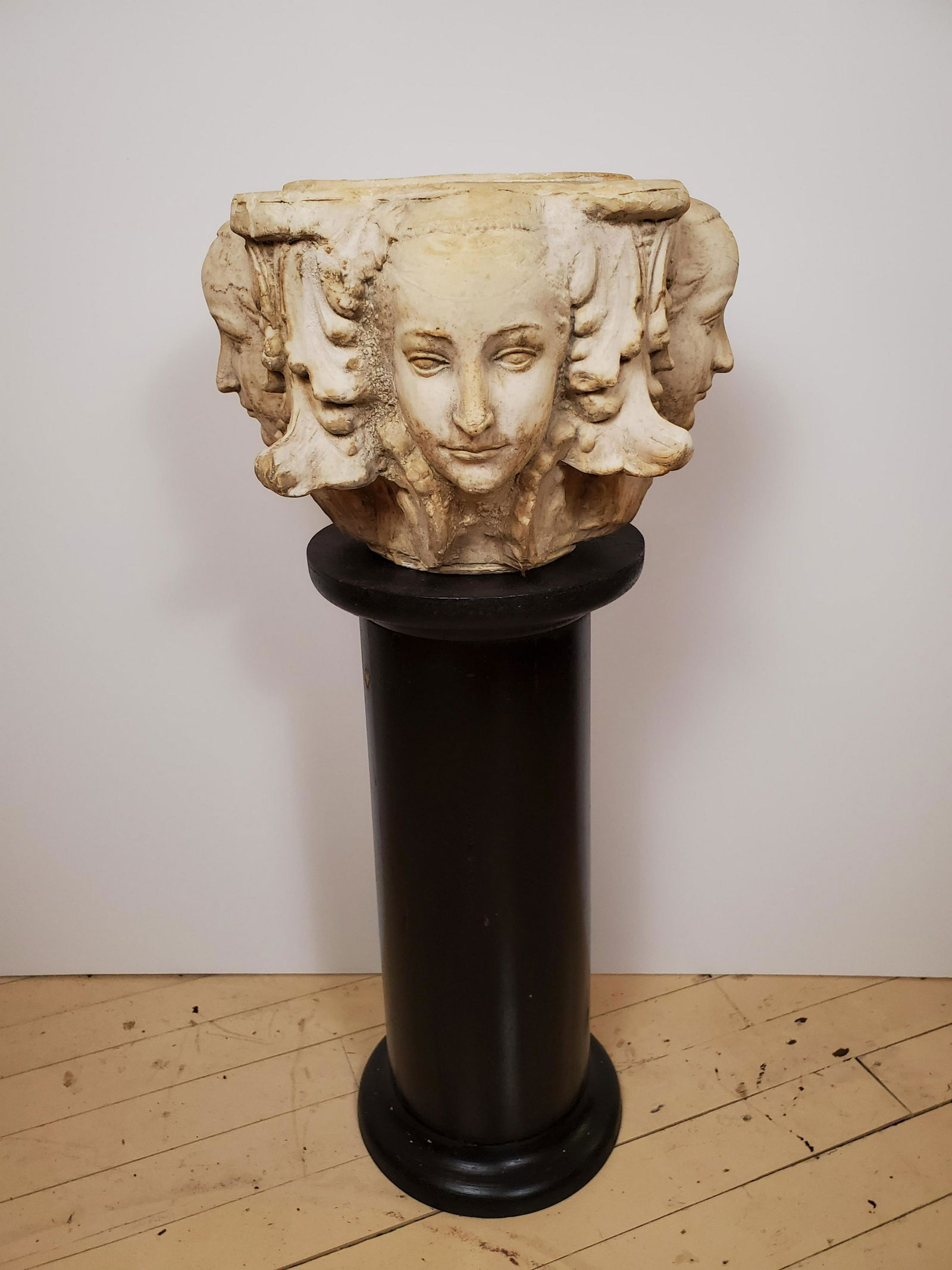 Multi Face Planter On Pedestal (1 of 3)