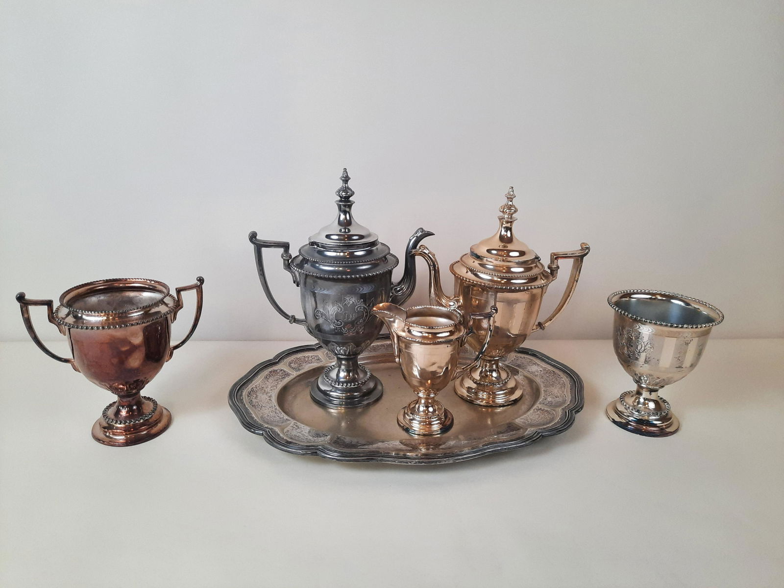 5 Pc Reed and Barton Silverplate Coffee Service (1 of 6)