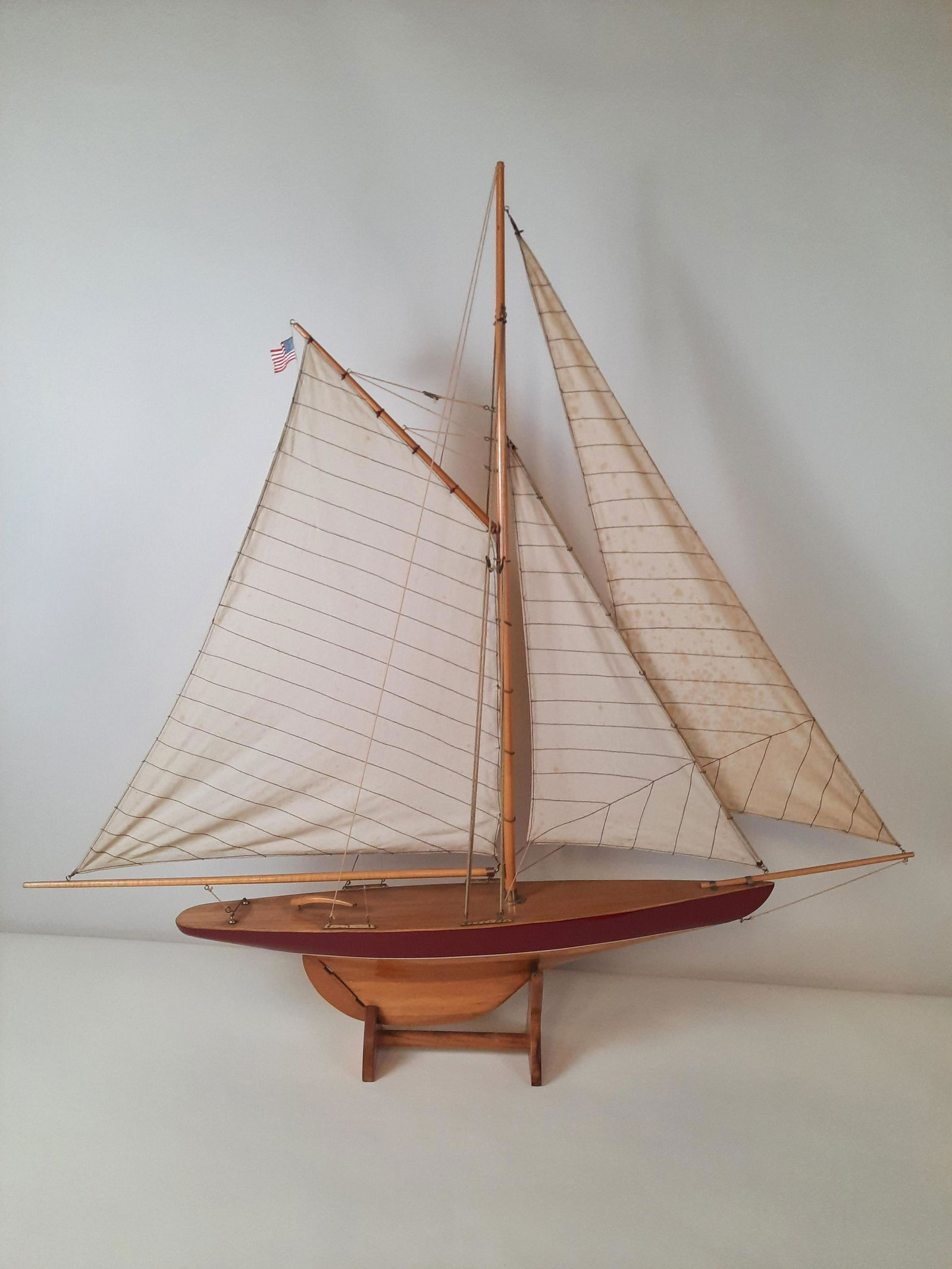 Scratch Built Vintage Pond Boat (1 of 3)