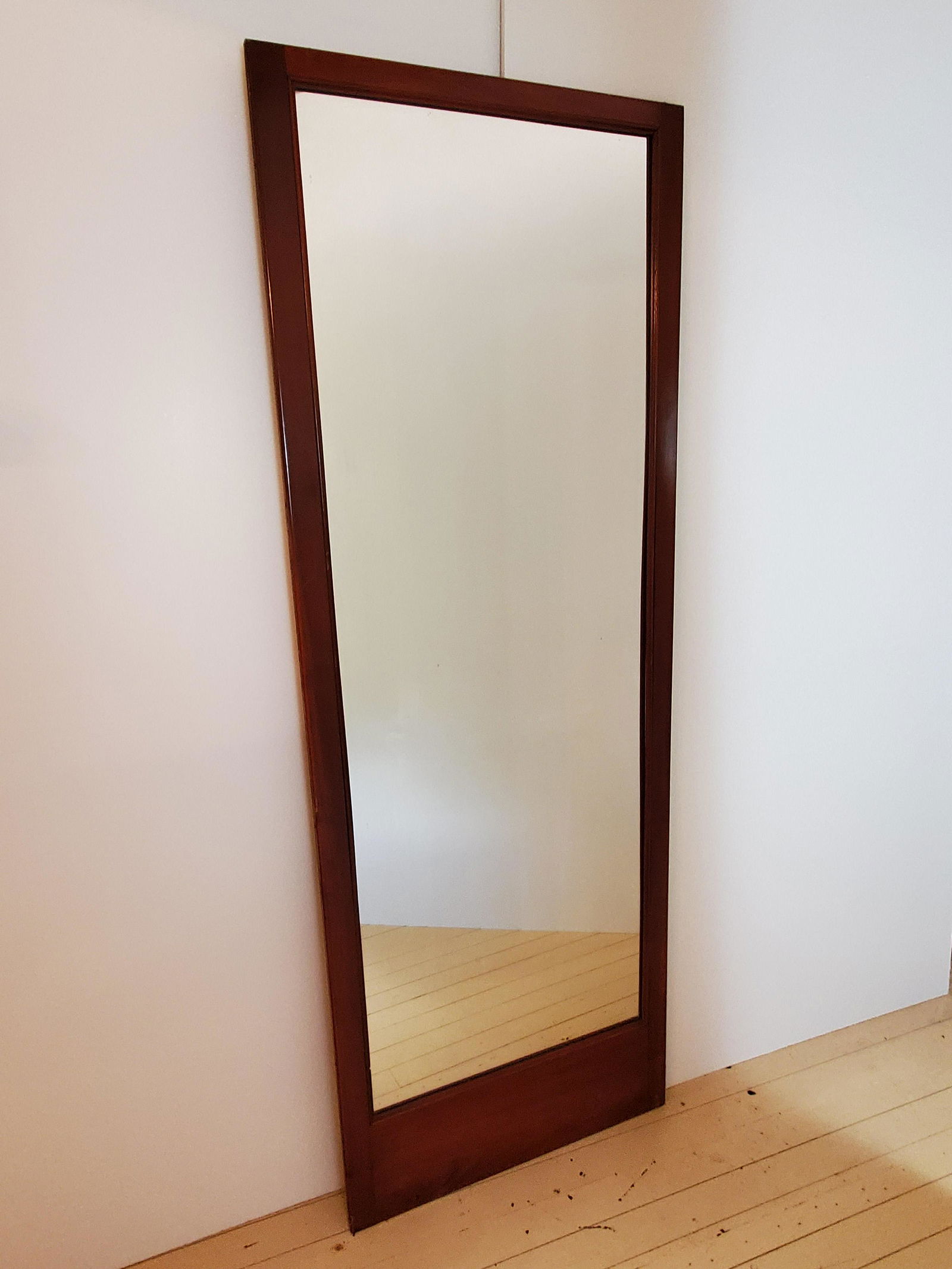 Large Dressing Mirror (1 of 2)