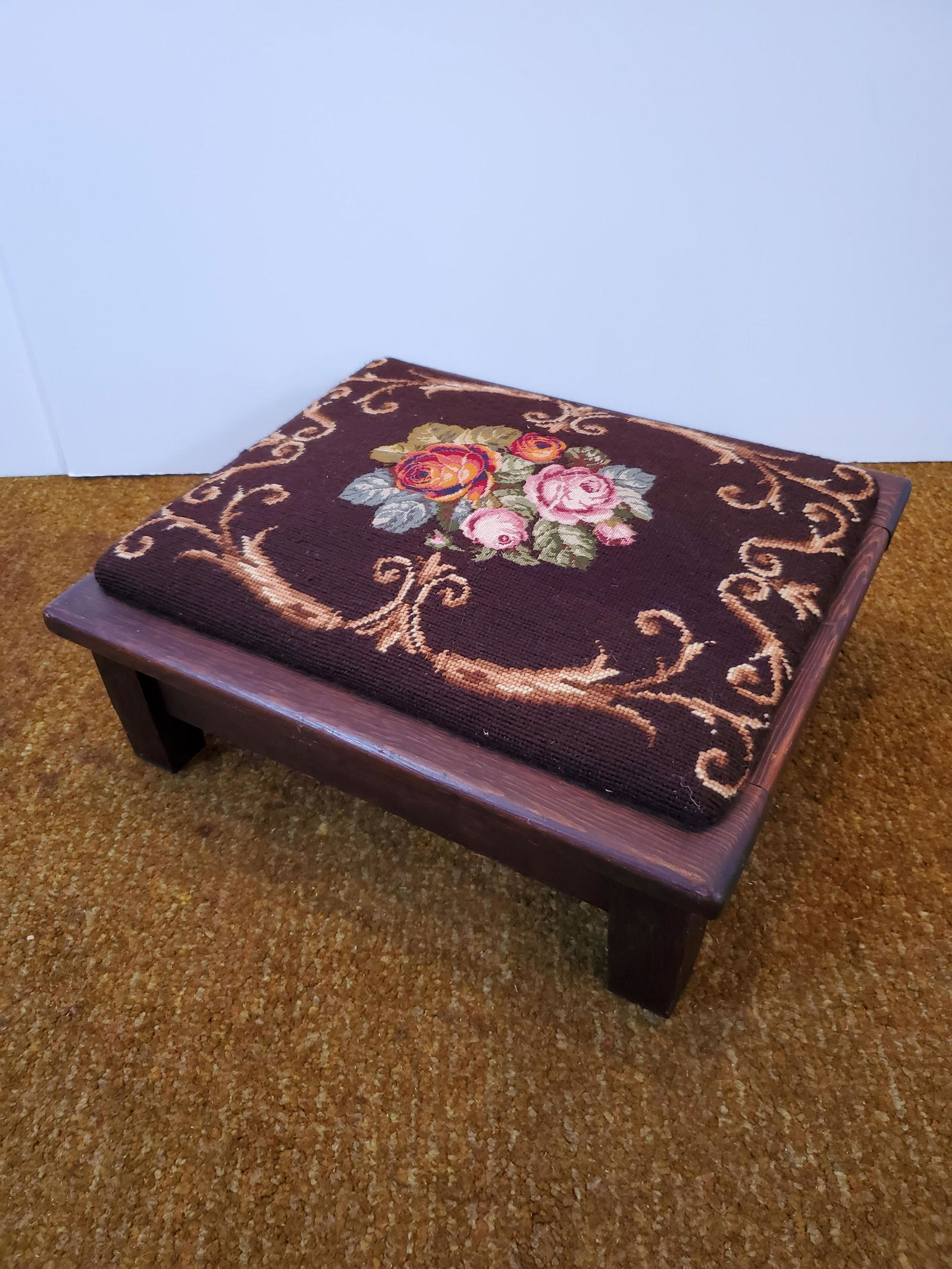 Needlepoint Foot Stool (1 of 3)