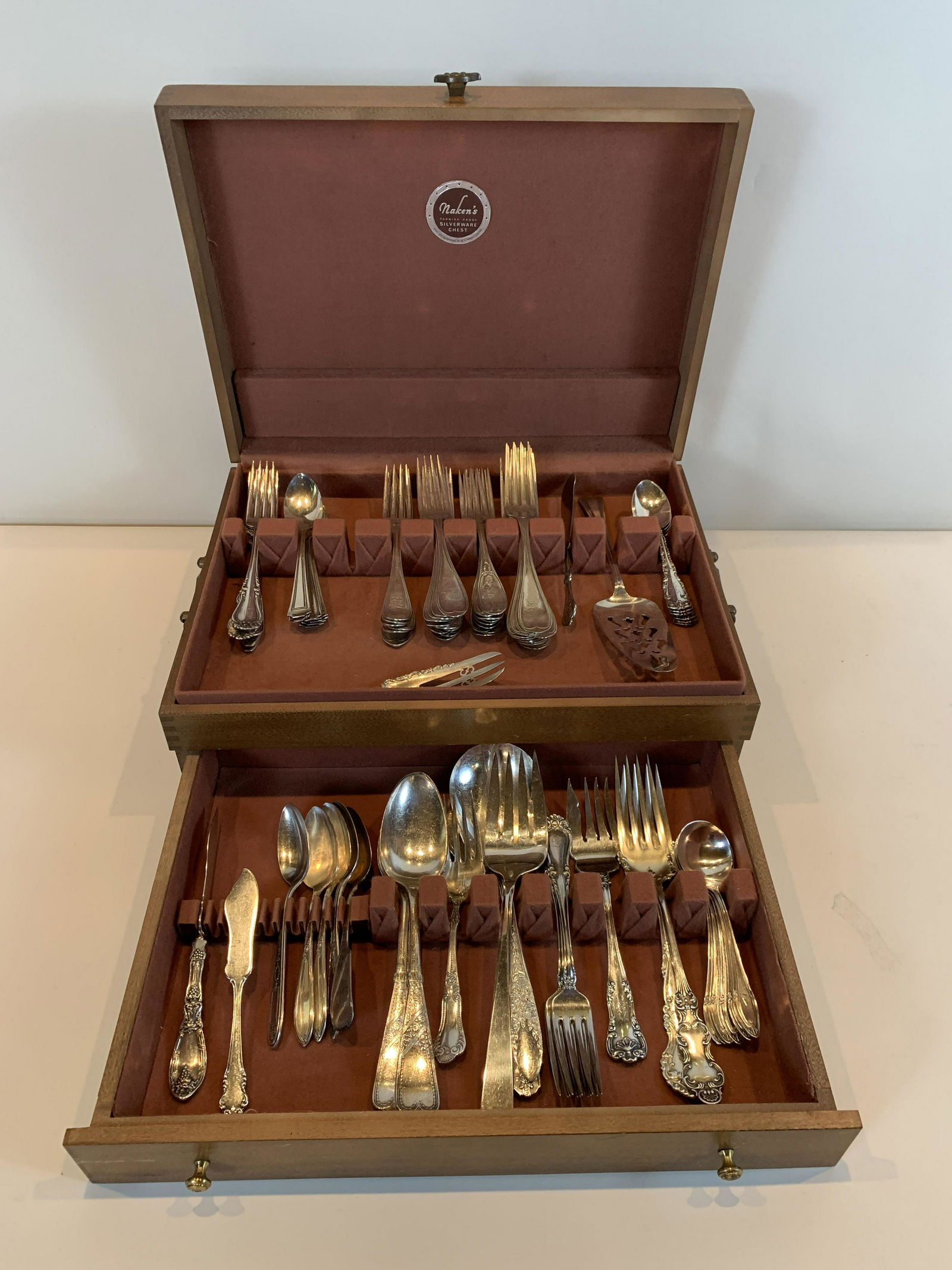 85 Pcs Silverplate Flatware (1 of 3)