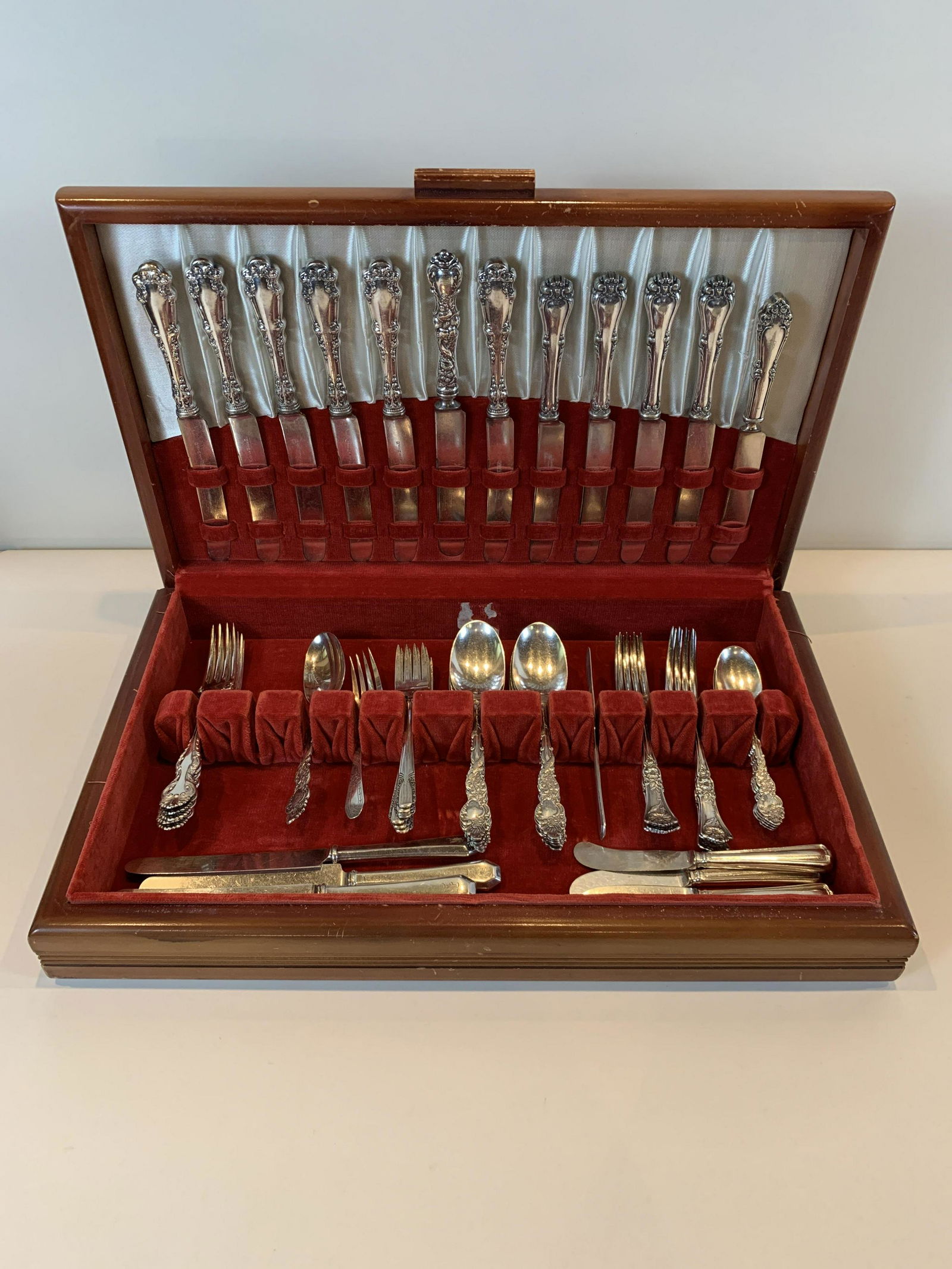55 Pcs Silverplate Flatware (1 of 3)