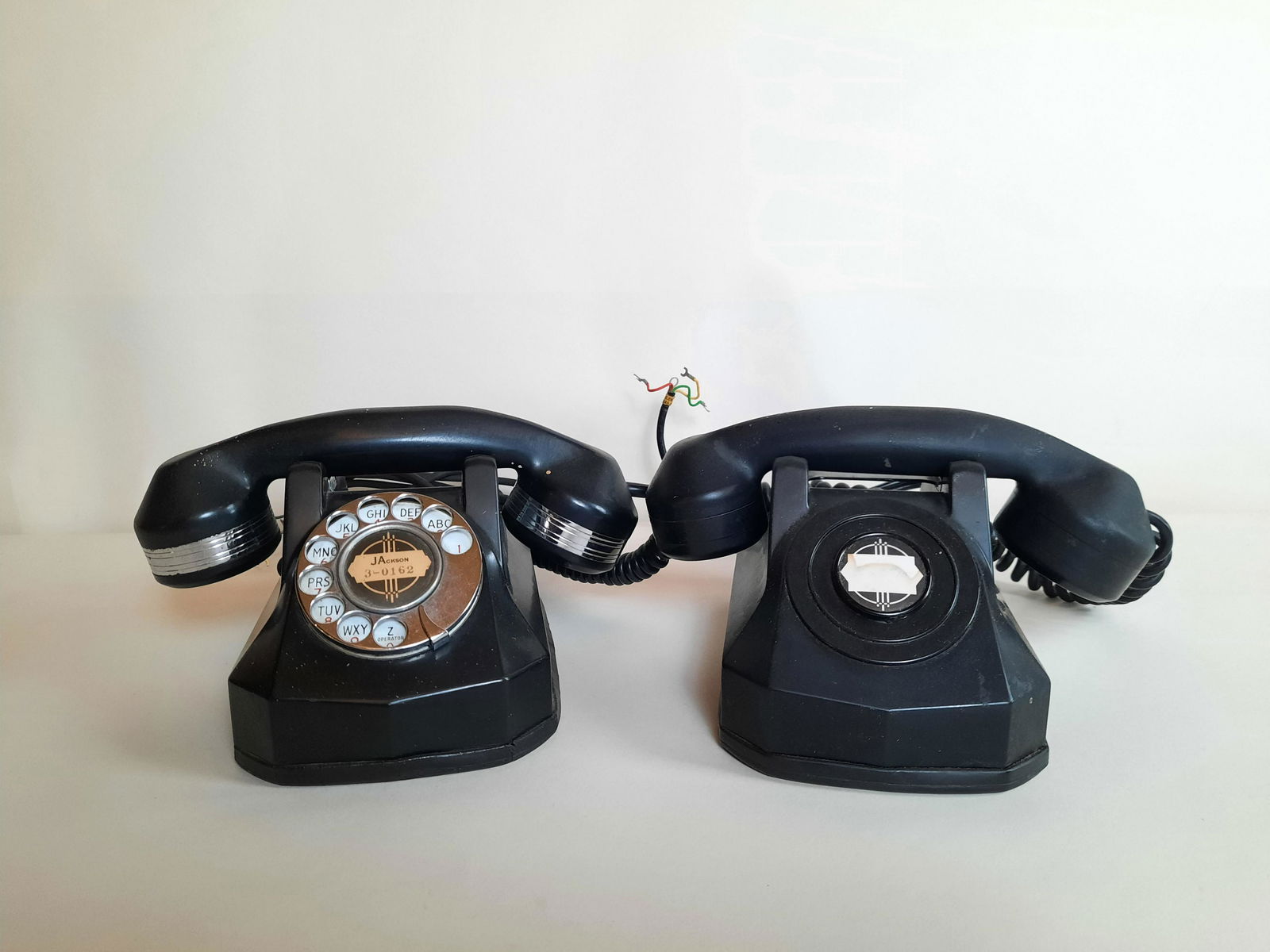 2 Vintage Phones incl Monophone (1 of 2)