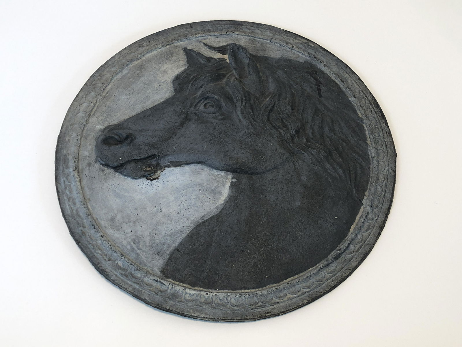 Cast Iron Horse Wall Hanging (1 of 2)