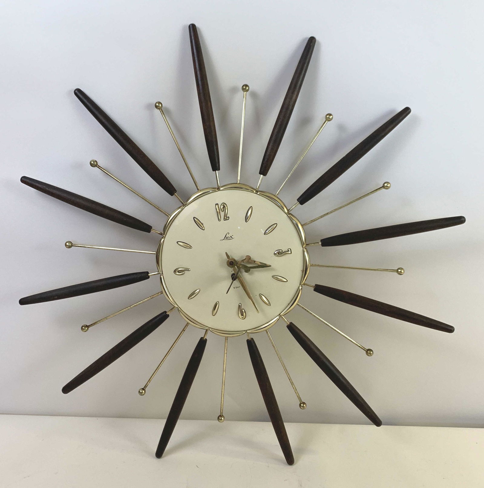 Lux 8 Day Starburst Wall Clock (1 of 3)