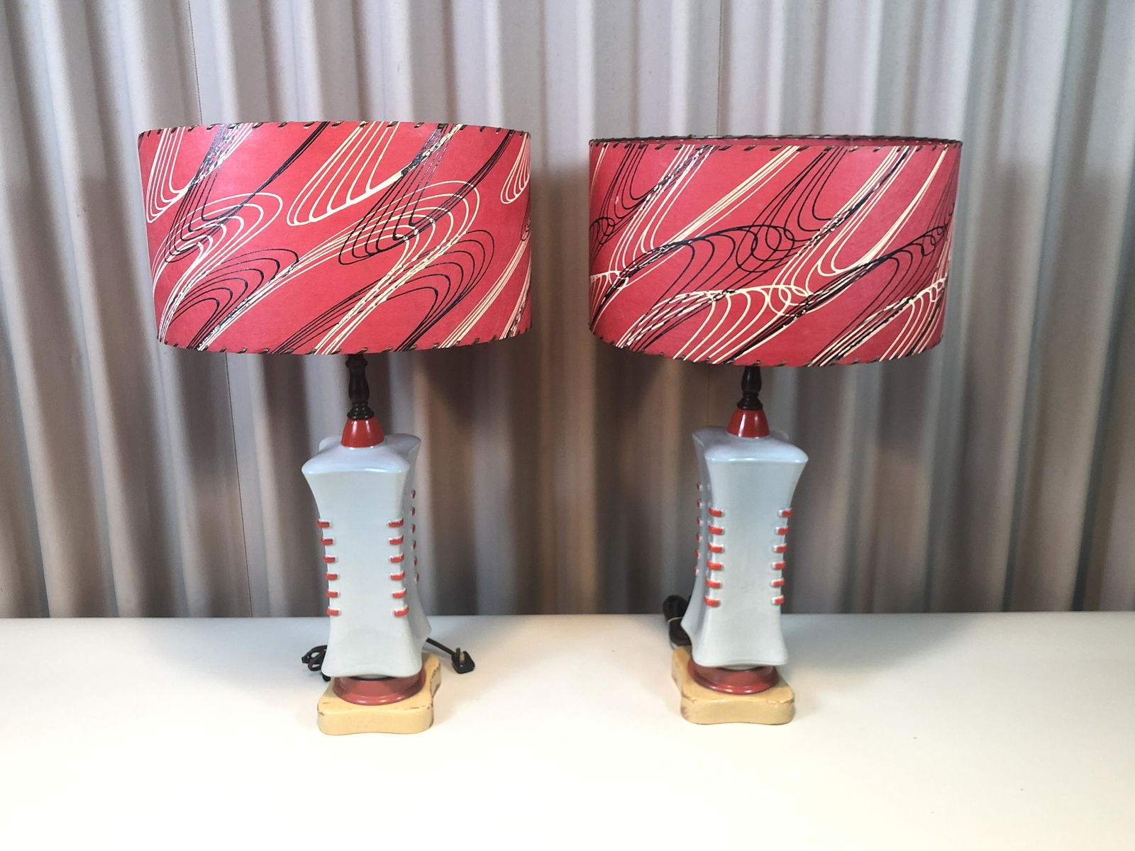 2 Rembrandt Table Lamps with Red Shades (1 of 2)