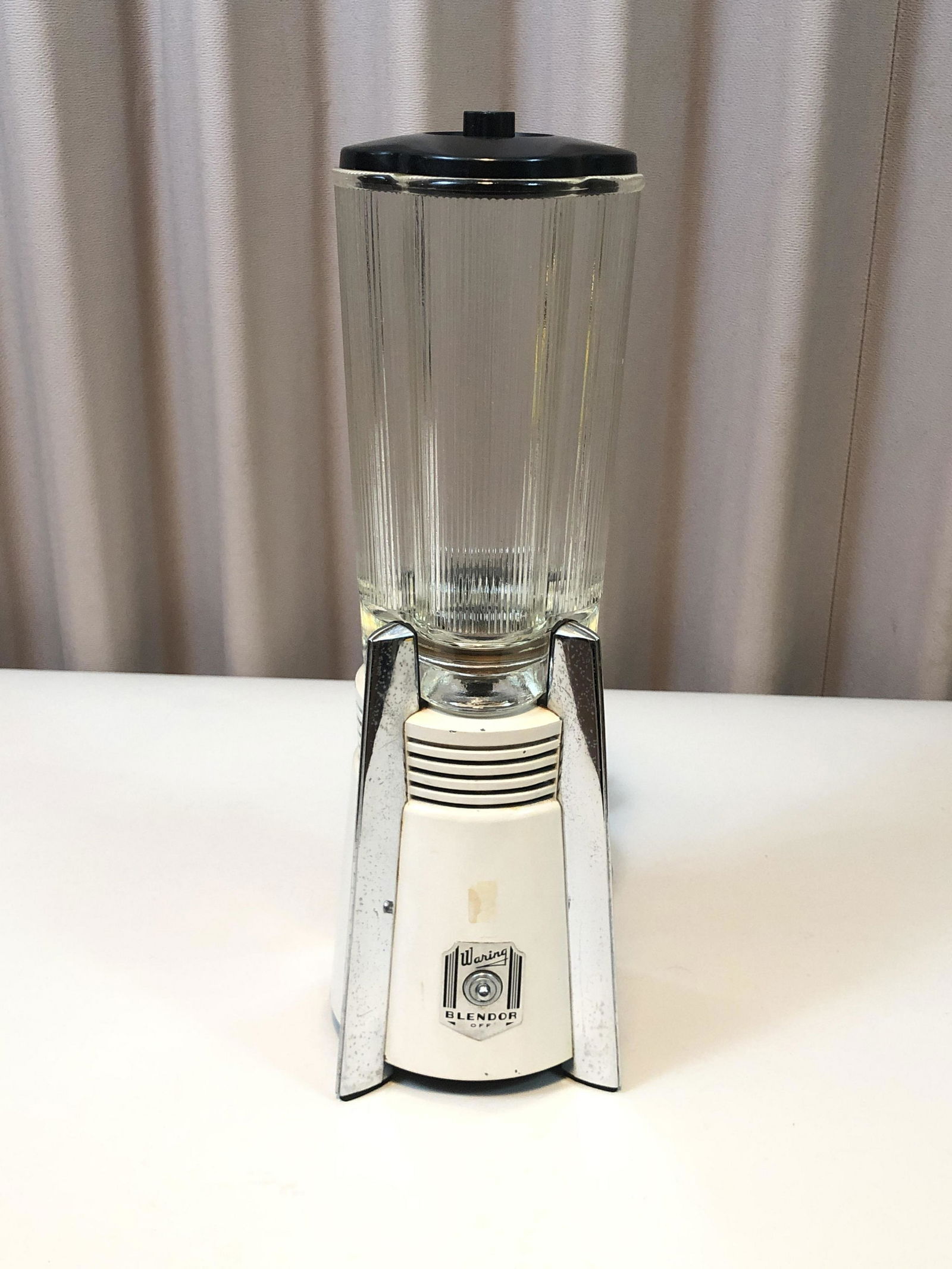 Vintage Waring Blender (1 of 3)