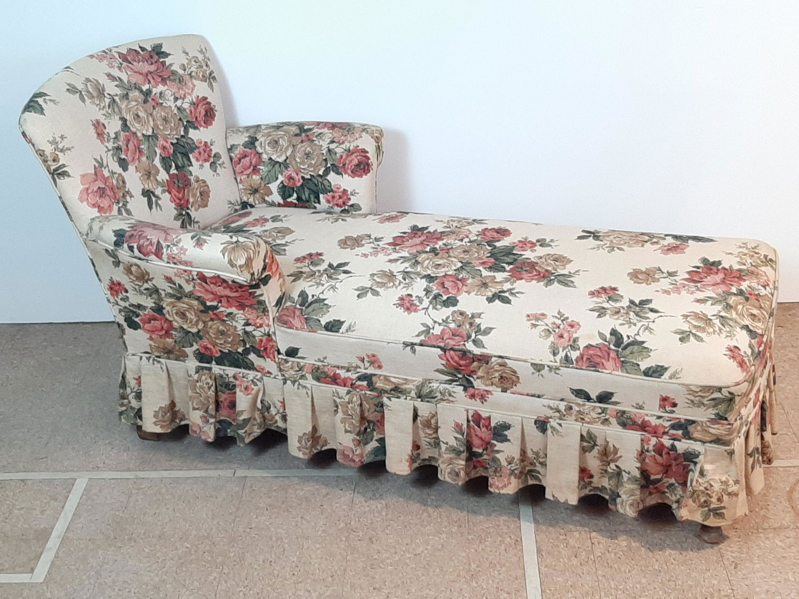 Vintage Floral Print Chaise (1 of 3)