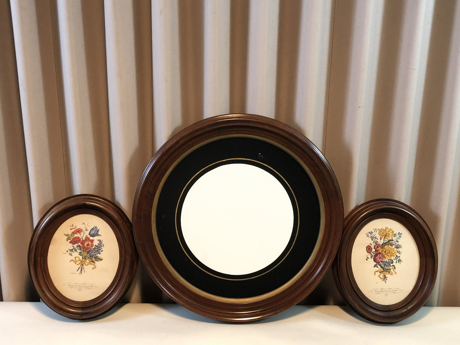 3 Antique Frames: Overall 14" to 22" high x 11" to 22" wide. Openings 9" to 17" high x 7" to 17" wide. IMPORTANT: Before bidding, please read the terms and conditions. When you registered for the auction you agreed to 