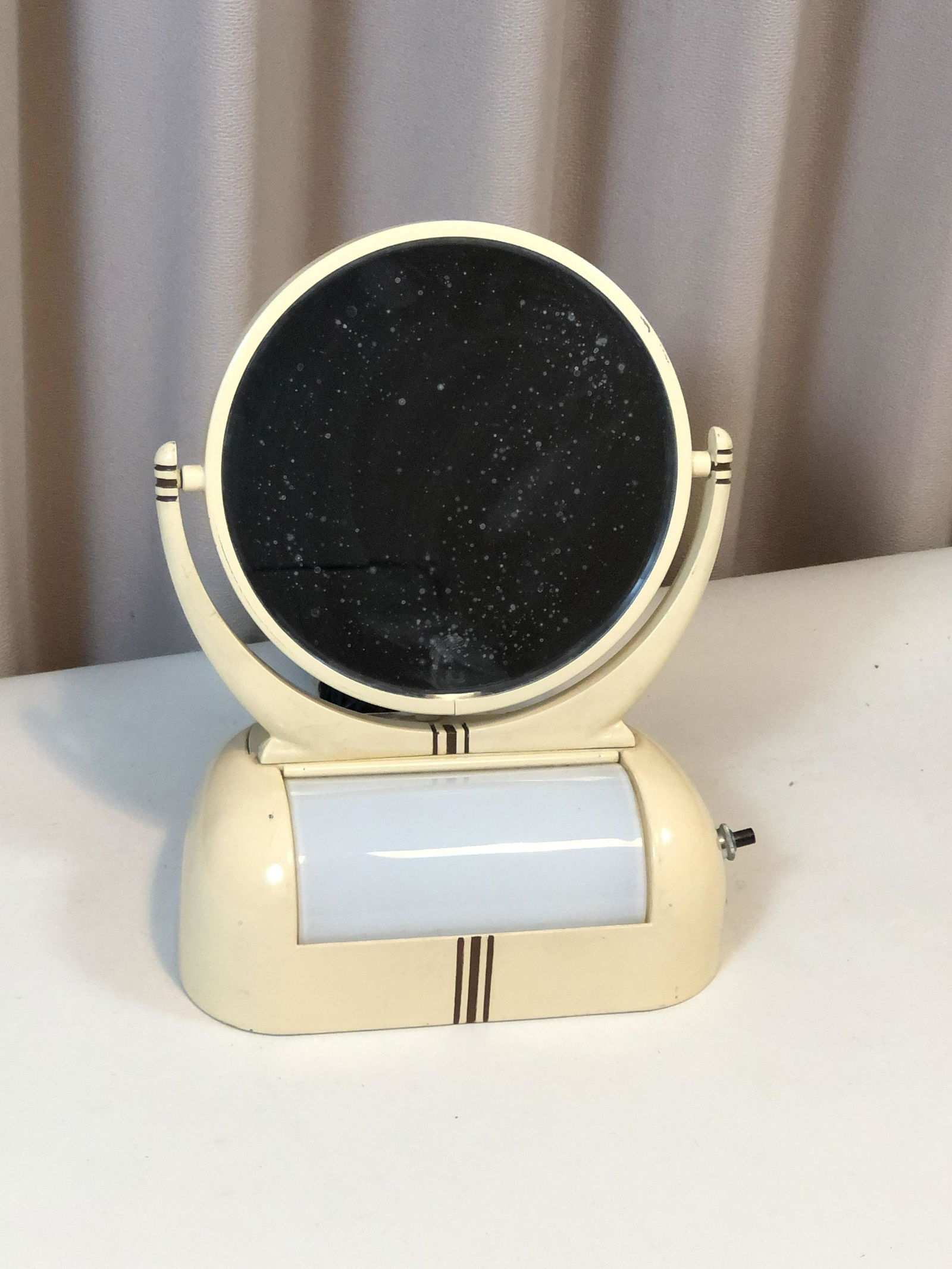 Vintage Mirror with Light & Makeup Compartment (1 of 2)