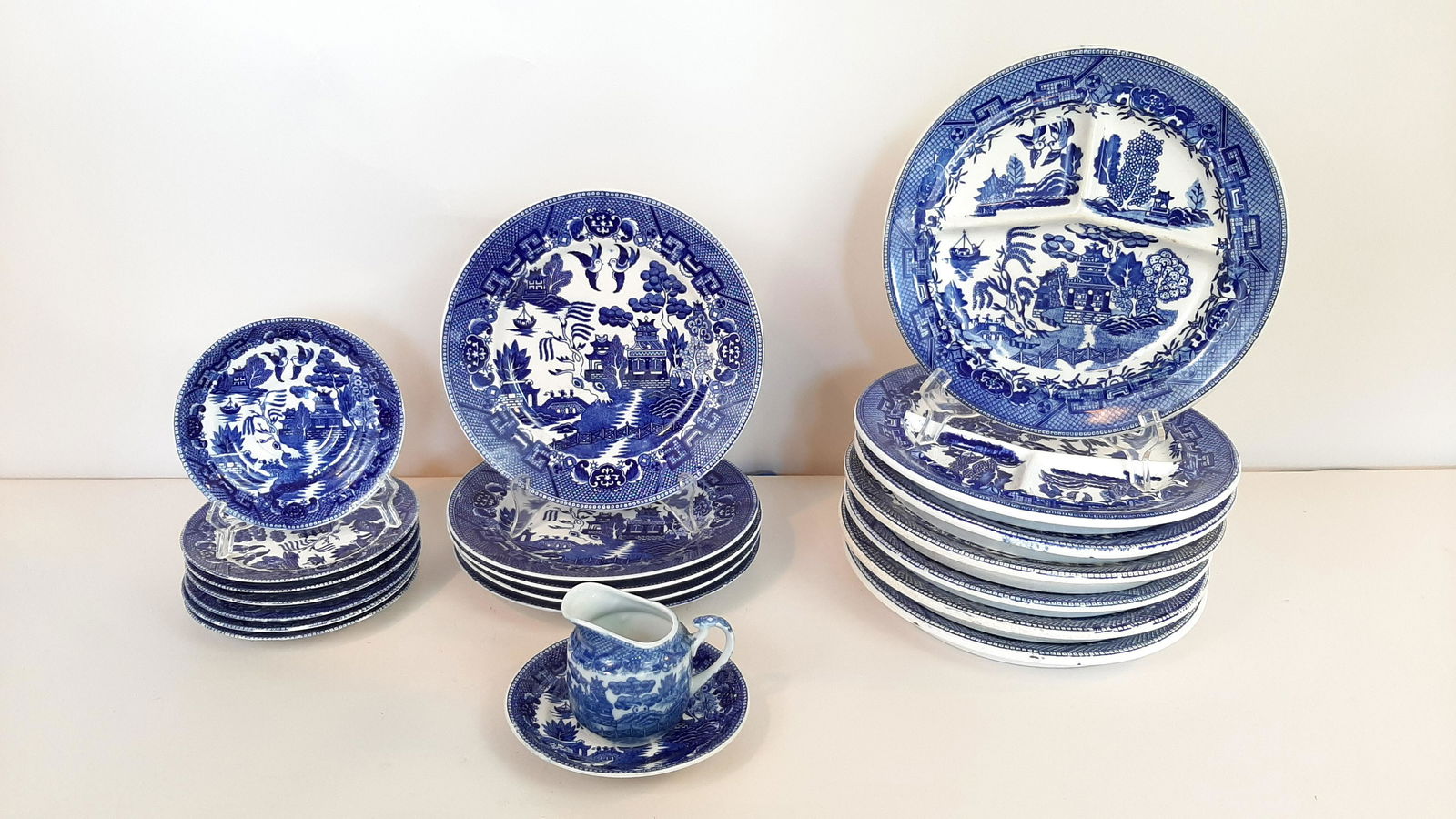 21 Pcs Blue Willow incl. Moriyama & Occupied Japan (1 of 3)