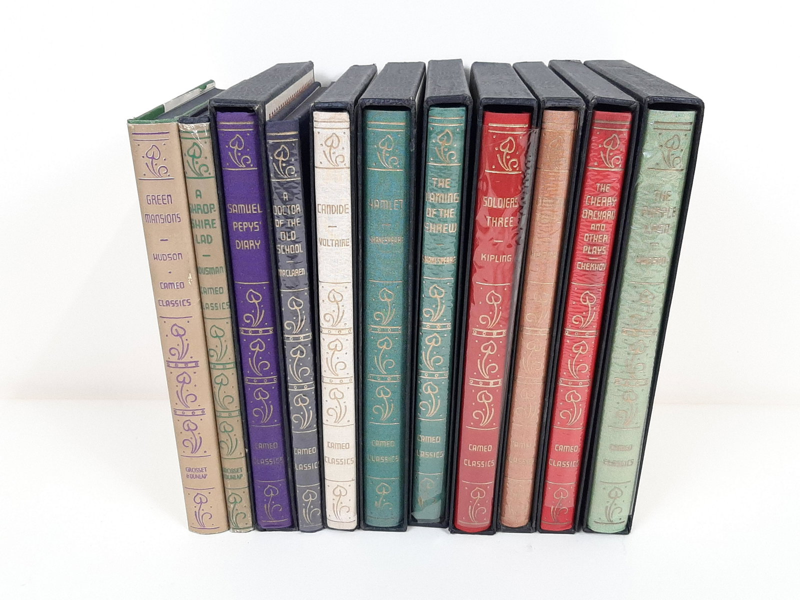 11 Cameo Classics Books incl. Samuel Pepys' Diary: Also includes Hamlet (copyright 1909) and Taming of the Shrew by Shakespeare, Candide by Voltaire copyright 1930, A Doctor of the Old School by Ian McLaren copyright 1929, A Shropshire Lad by A.E. Hou
