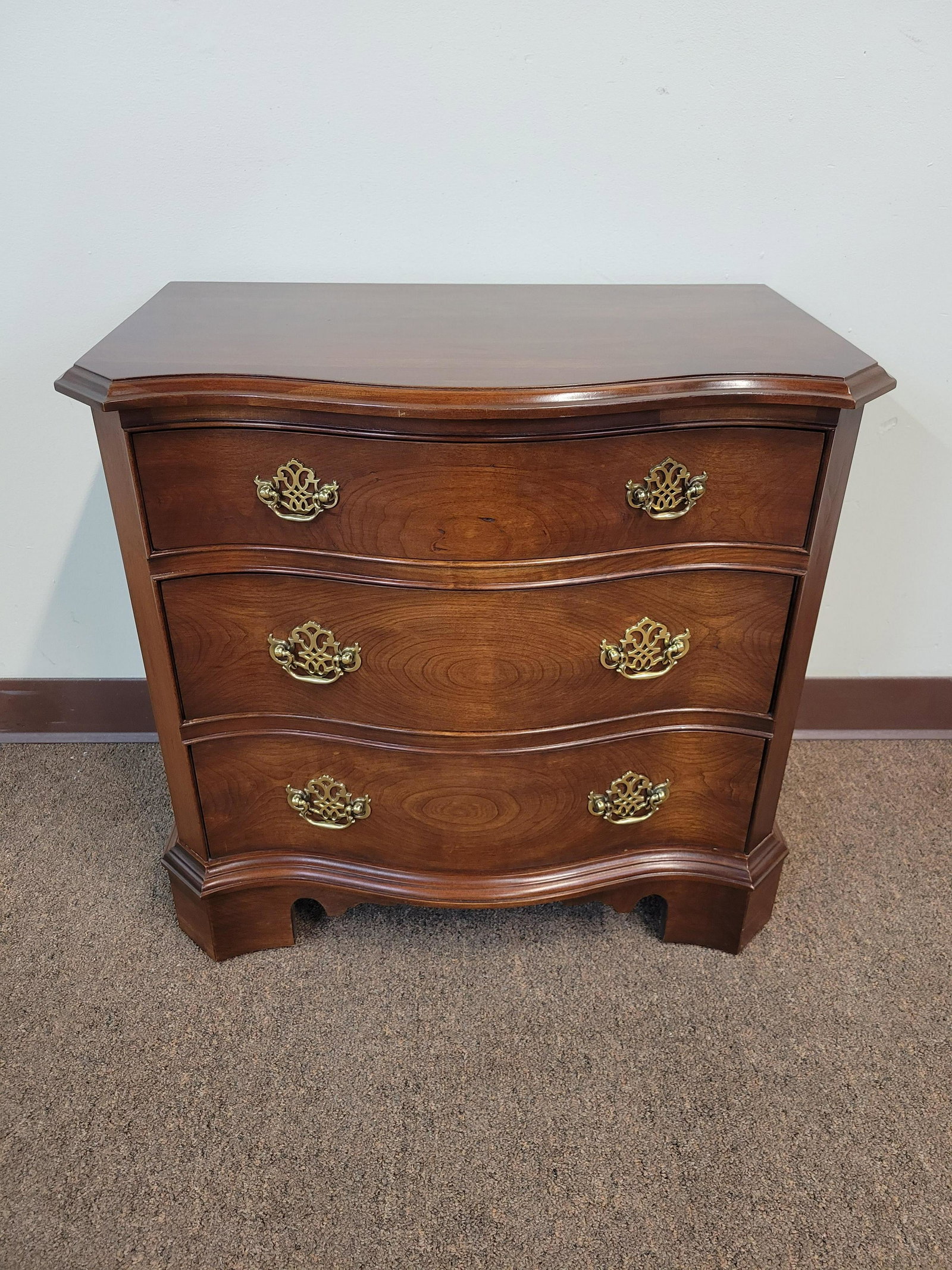 Pennsylvania House Small Chest: 26" wide X 15" deep X 24 1/4" high. Top drawer has red paint. IMPORTANT: Before bidding, please read the terms and conditions. When you registered for the auction you agreed to these terms and will be