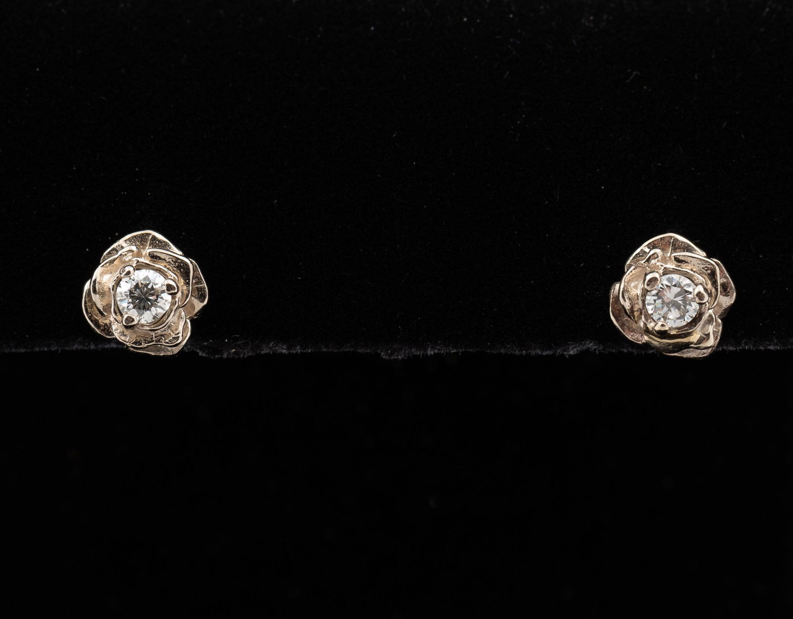 14k .20 CTW Diamond Earrings (1 of 2)