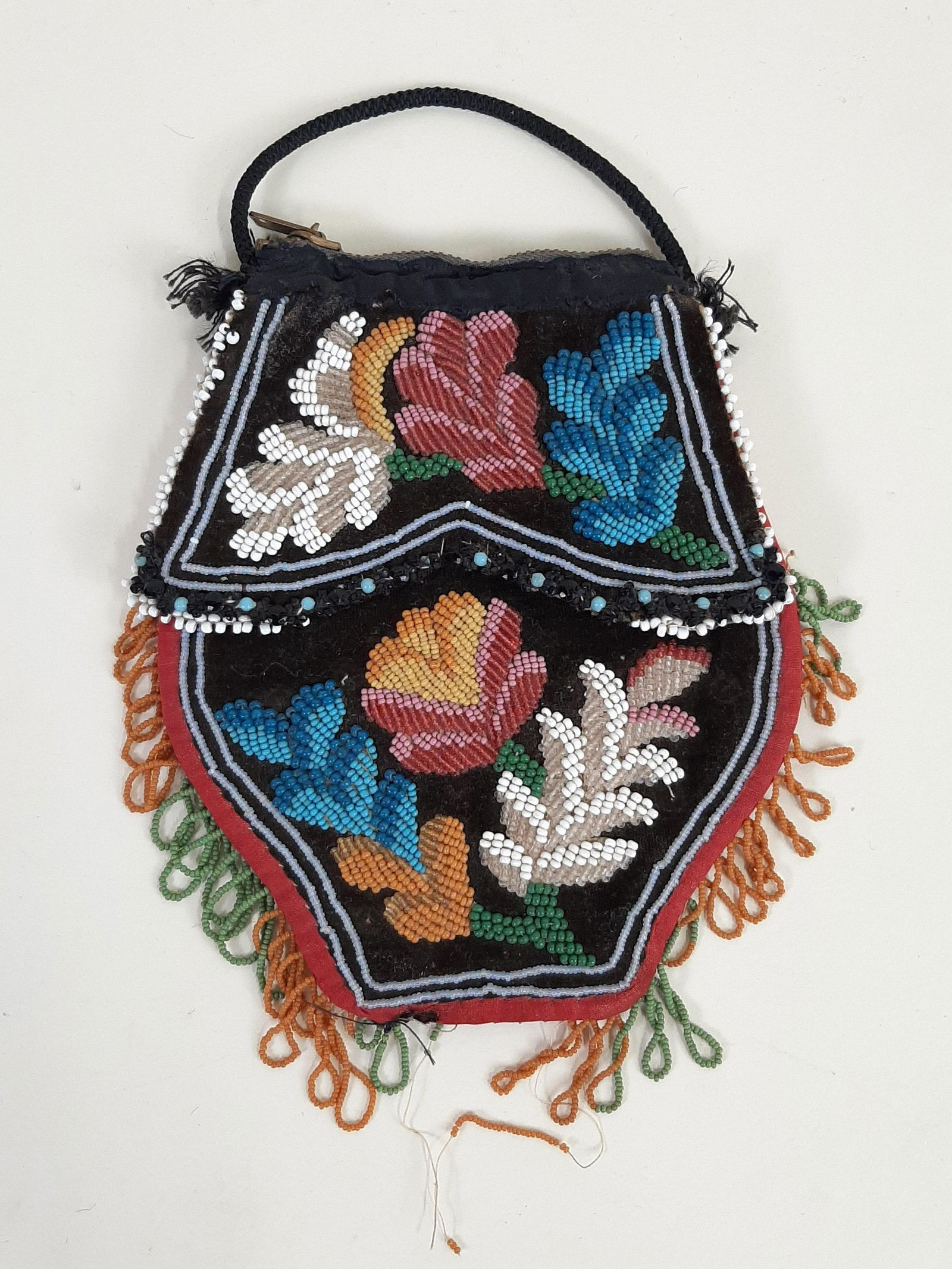 Plains Indians Beaded Bag (1 of 3)