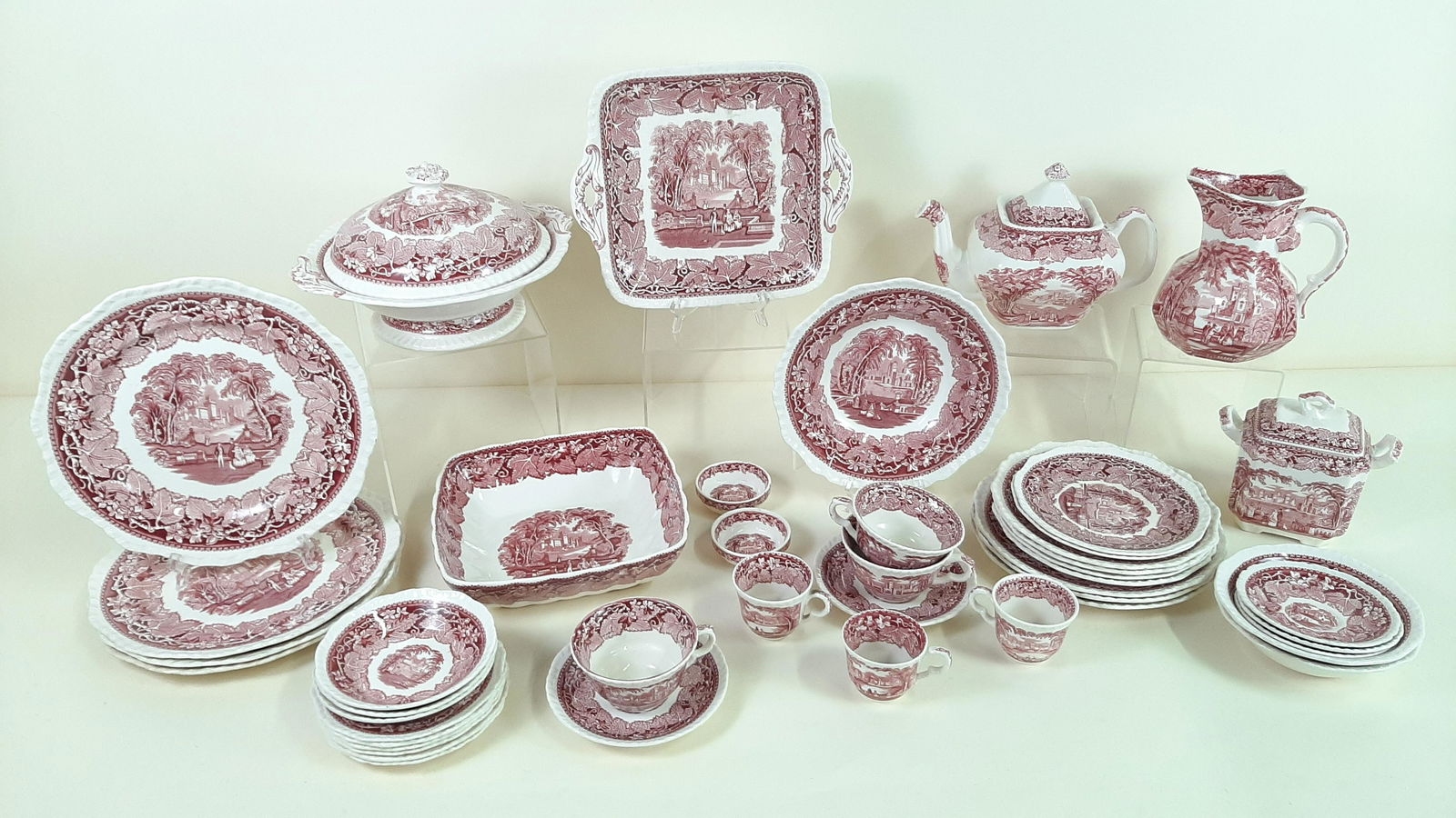 44 Pcs Mason's "Vista" Ironstone China (1 of 2)