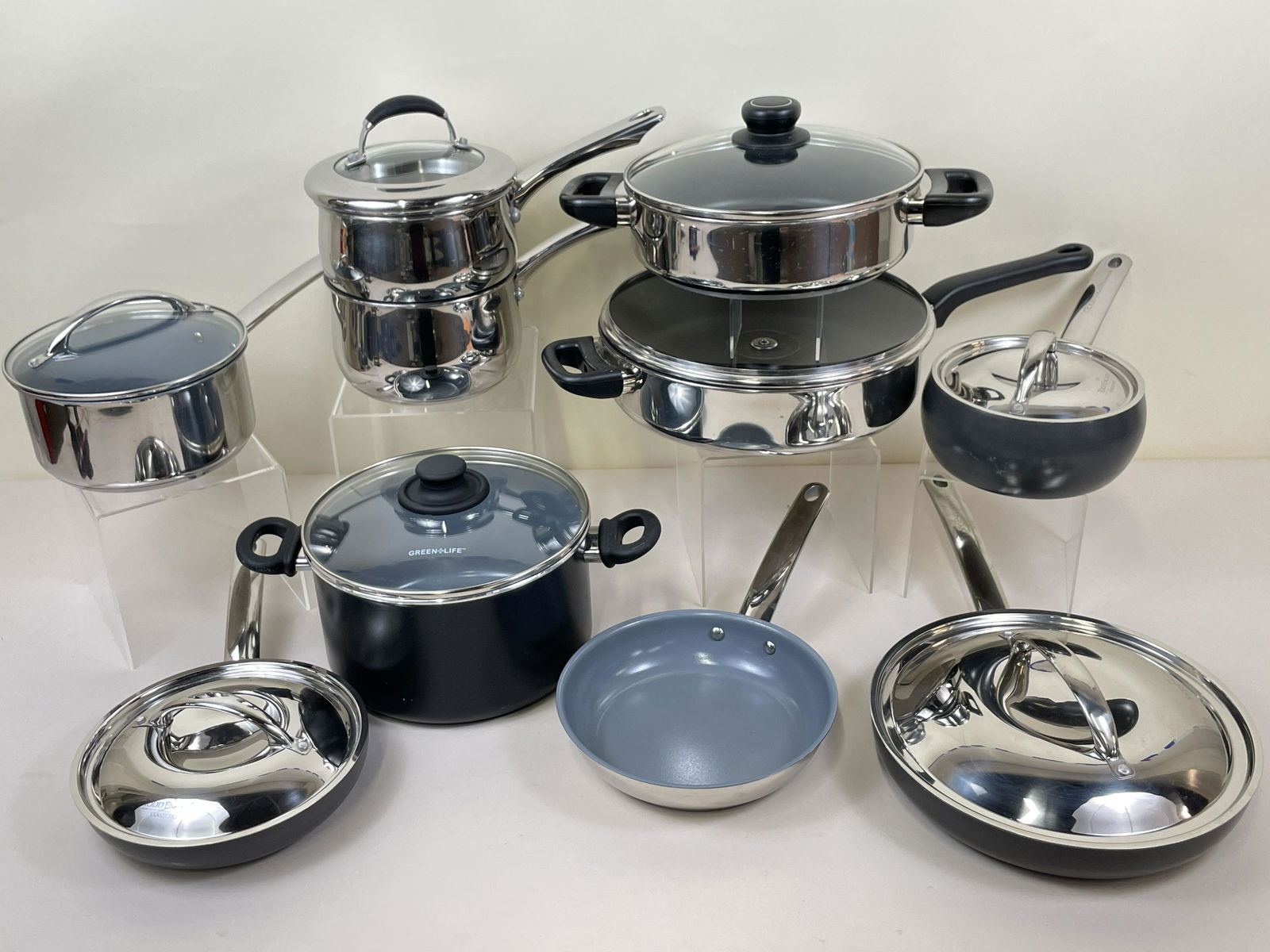 9 Pcs Cookware incl Green Life (1 of 16)