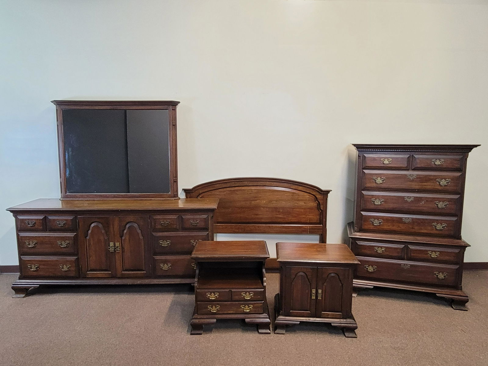 5 Pc Pennsylvania House Bedroom Set (1 of 10)