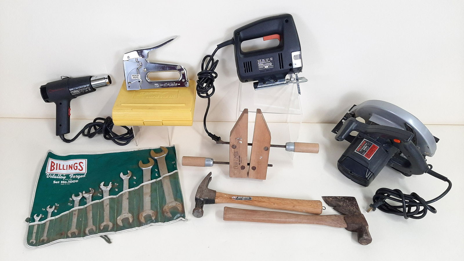 9 Tools incl. Circular Saw: Skilsaw 7-1/4" circular saw model no. 5150. Also includes Black & Decker variable speed jigsaw model no. 7568, and Milwaukee heat gun model no. 1220. All working. Also includes Billings wrench set (mi