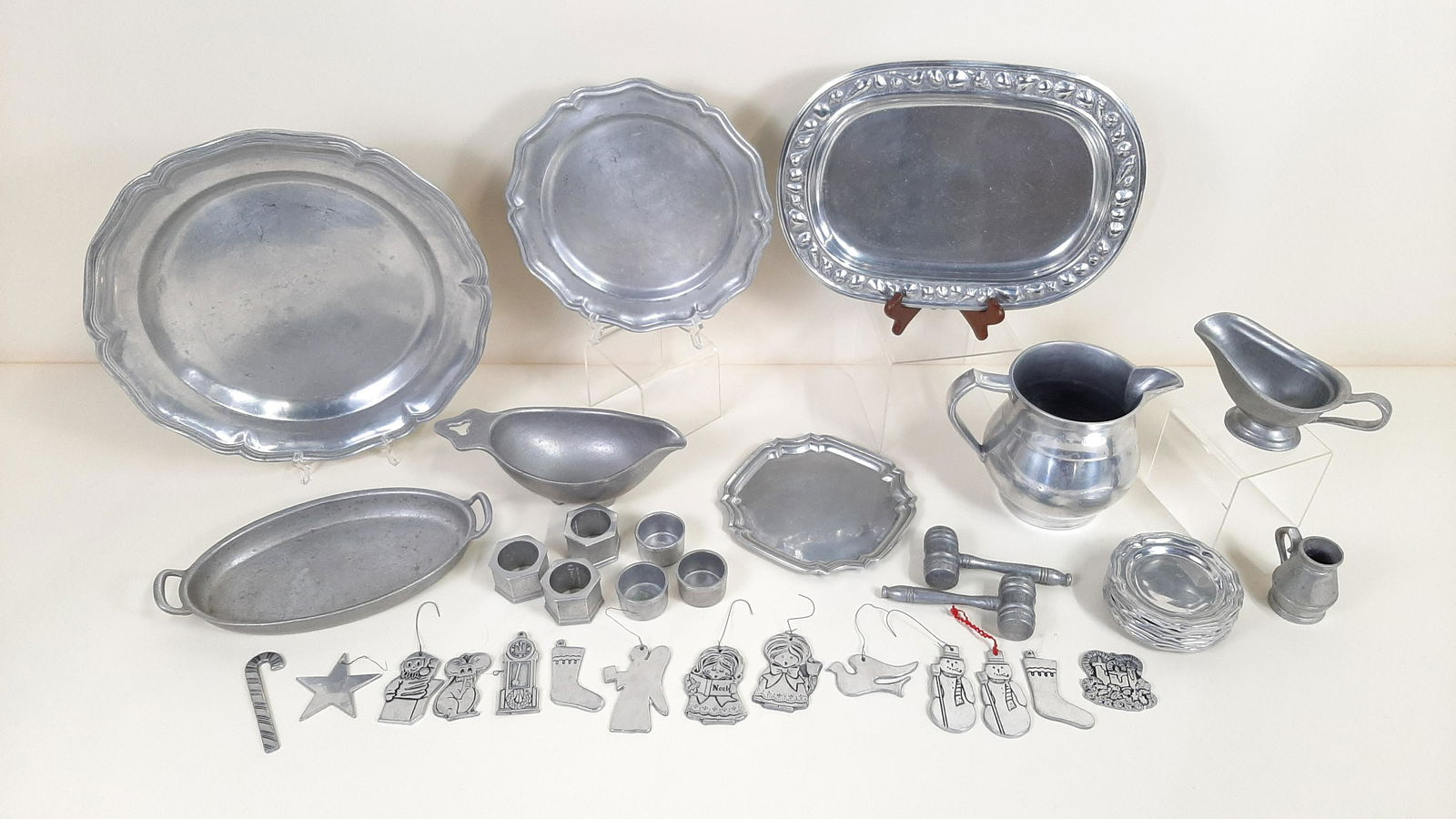 39 Pcs Pewter incl. Wilton (1 of 3)