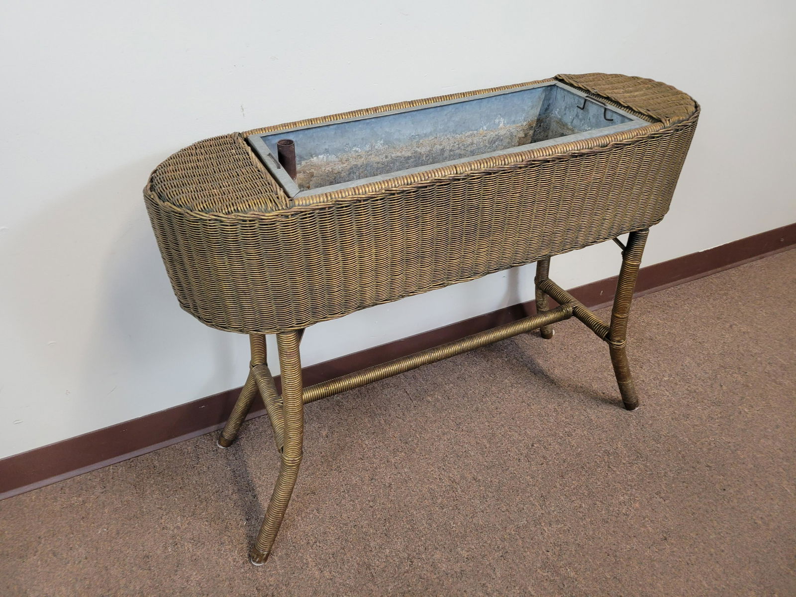 Lloyd Loom Wicker Ferner (1 of 4)