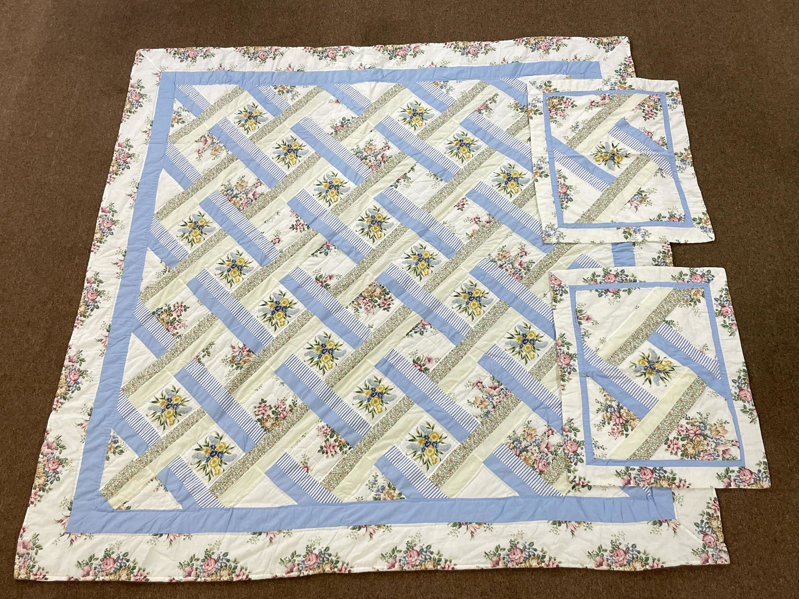 3 Pcs Quilt Set (1 of 5)