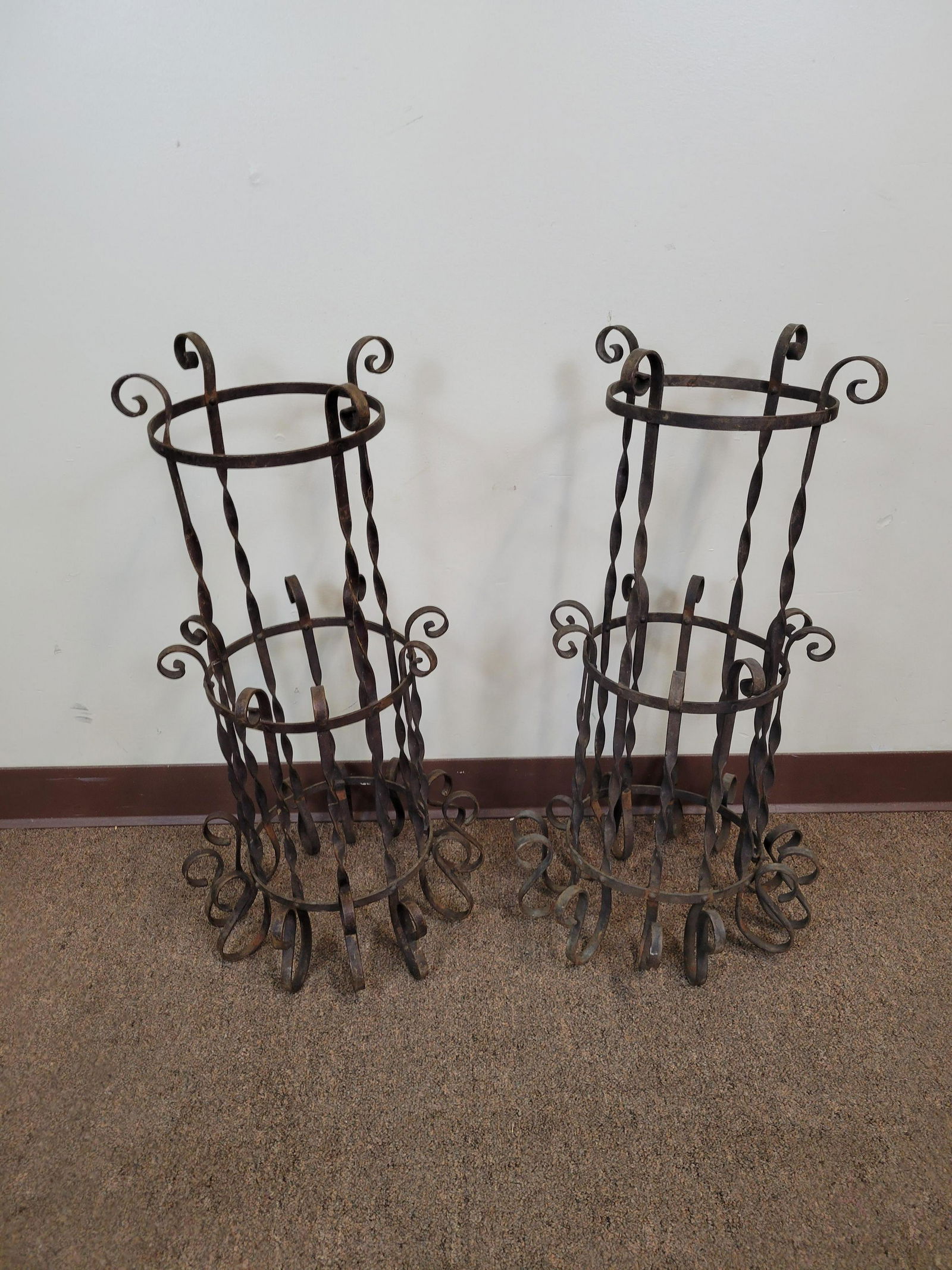 2 Metal Umbrella Stands (1 of 4)
