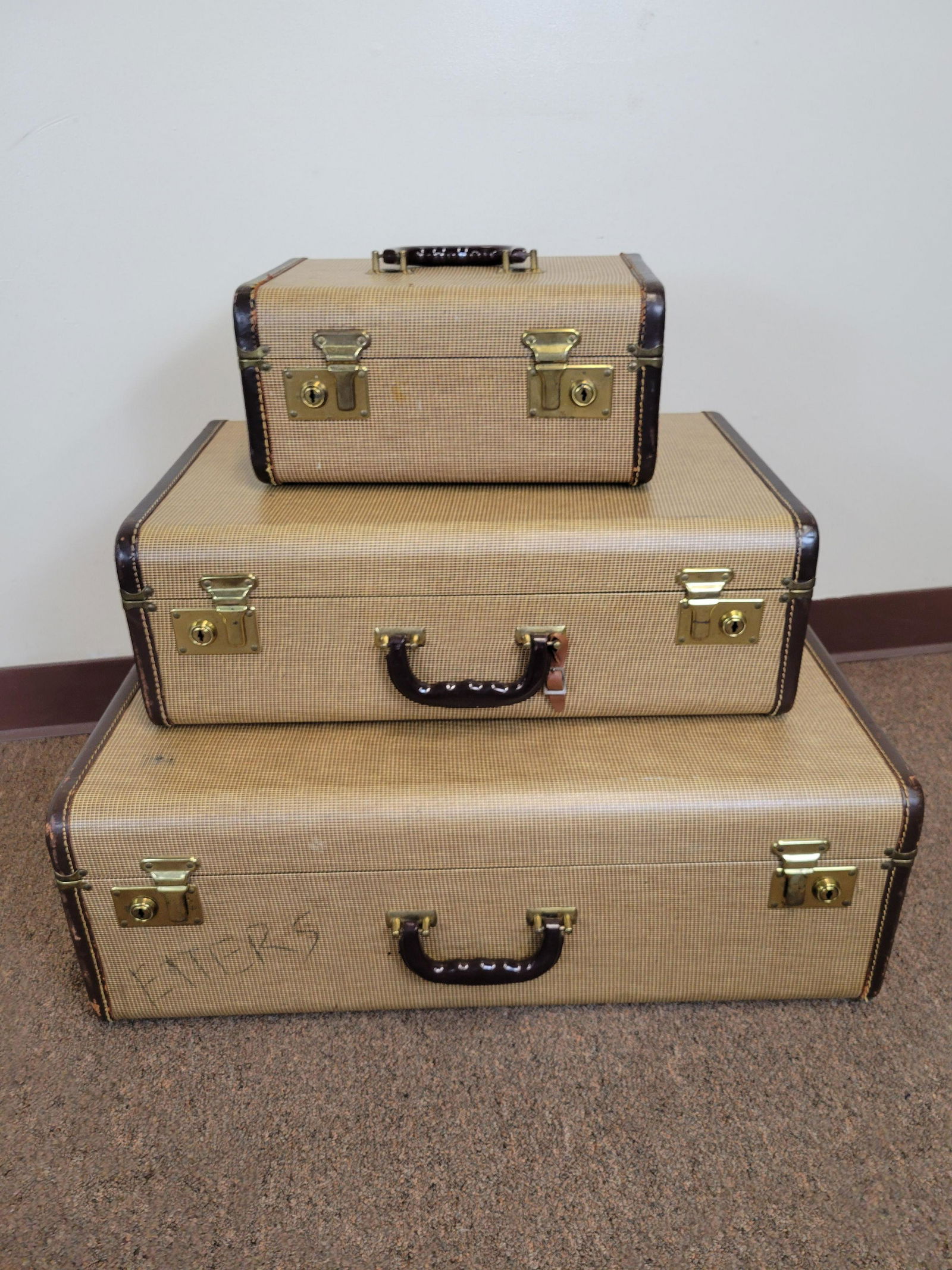 3 Pcs Vintage Luggage Set (1 of 3)