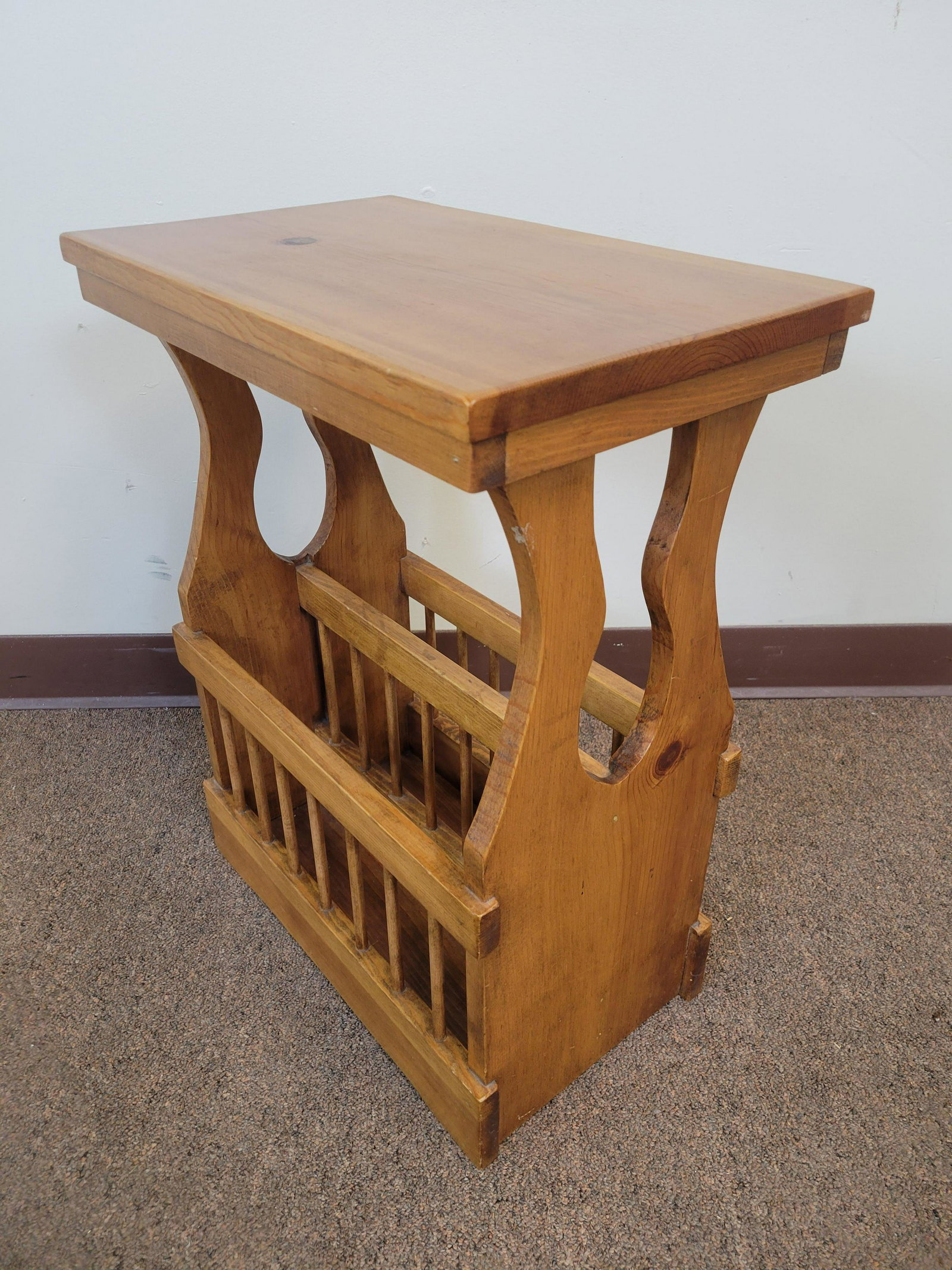 Magazine Holder Table: 11" wide X 18" deep X 23" high. IMPORTANT: Before bidding, please read the terms and conditions. When you registered for the auction you agreed to these terms and will be required to comply with them.