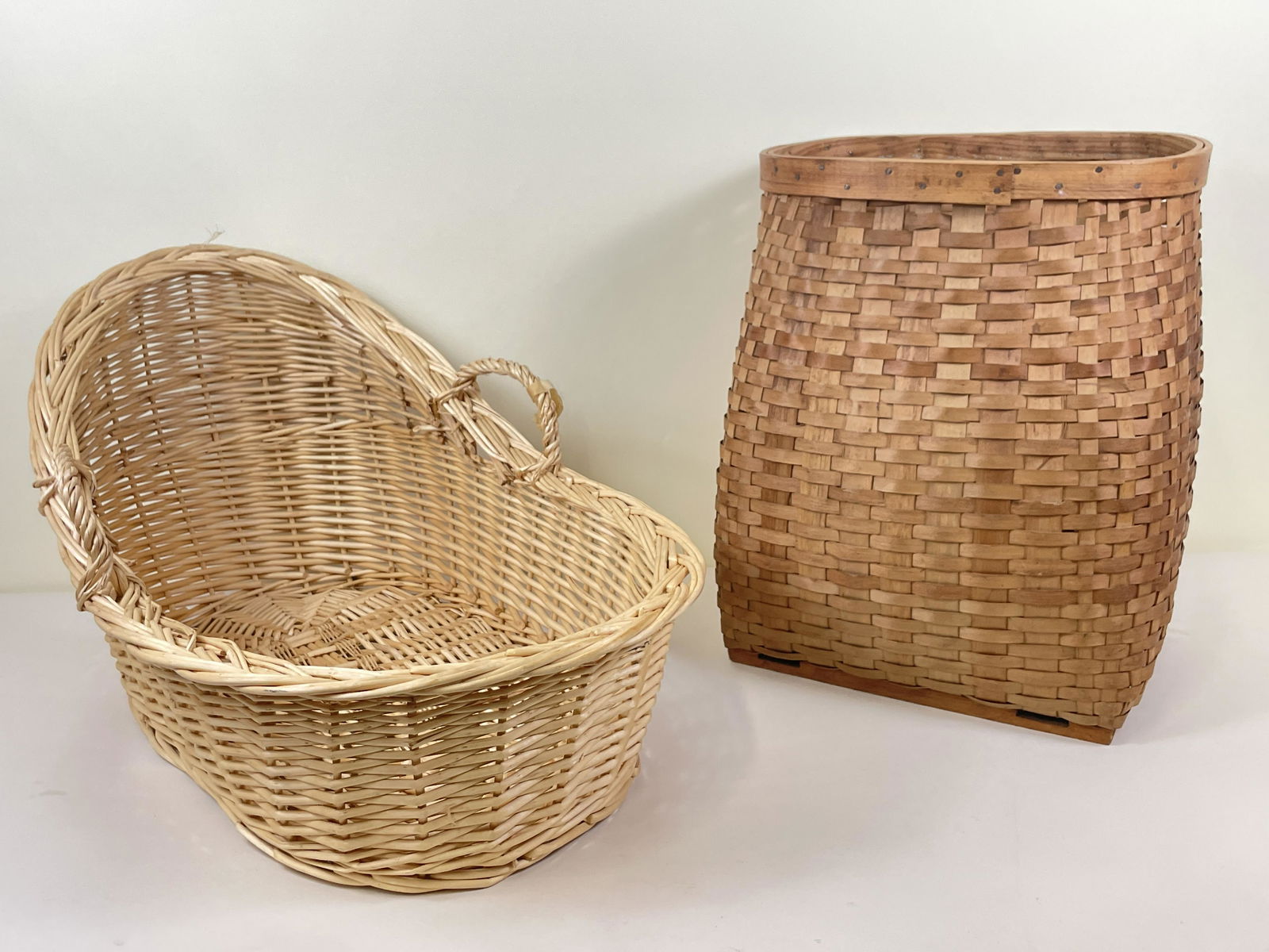 2 Large Baskets incl Doll (1 of 5)