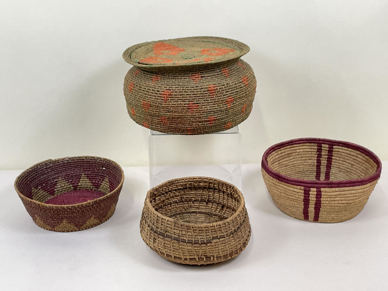 4 Native American Coil Baskets (1 of 7)